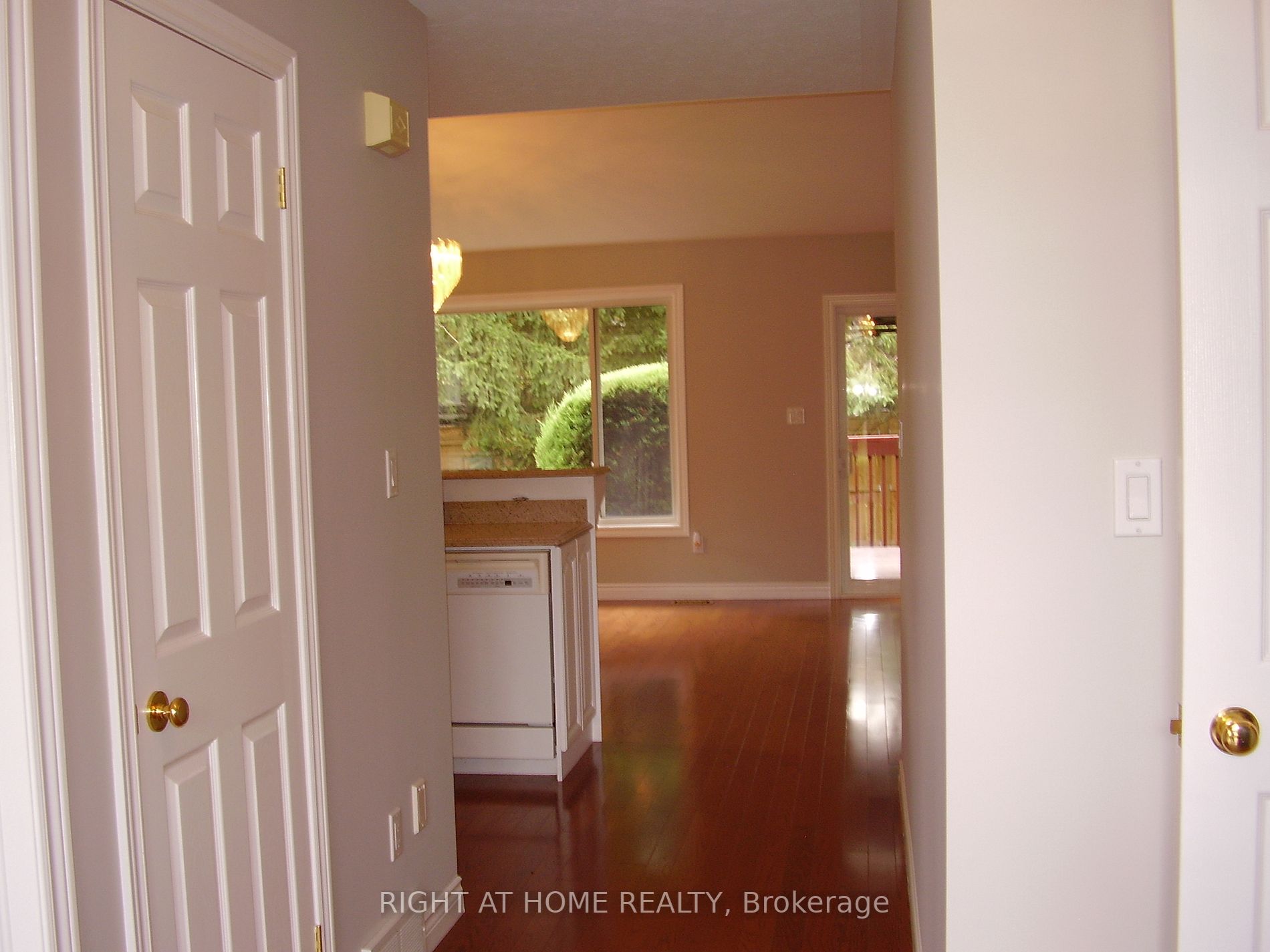 97 Glendale Dr