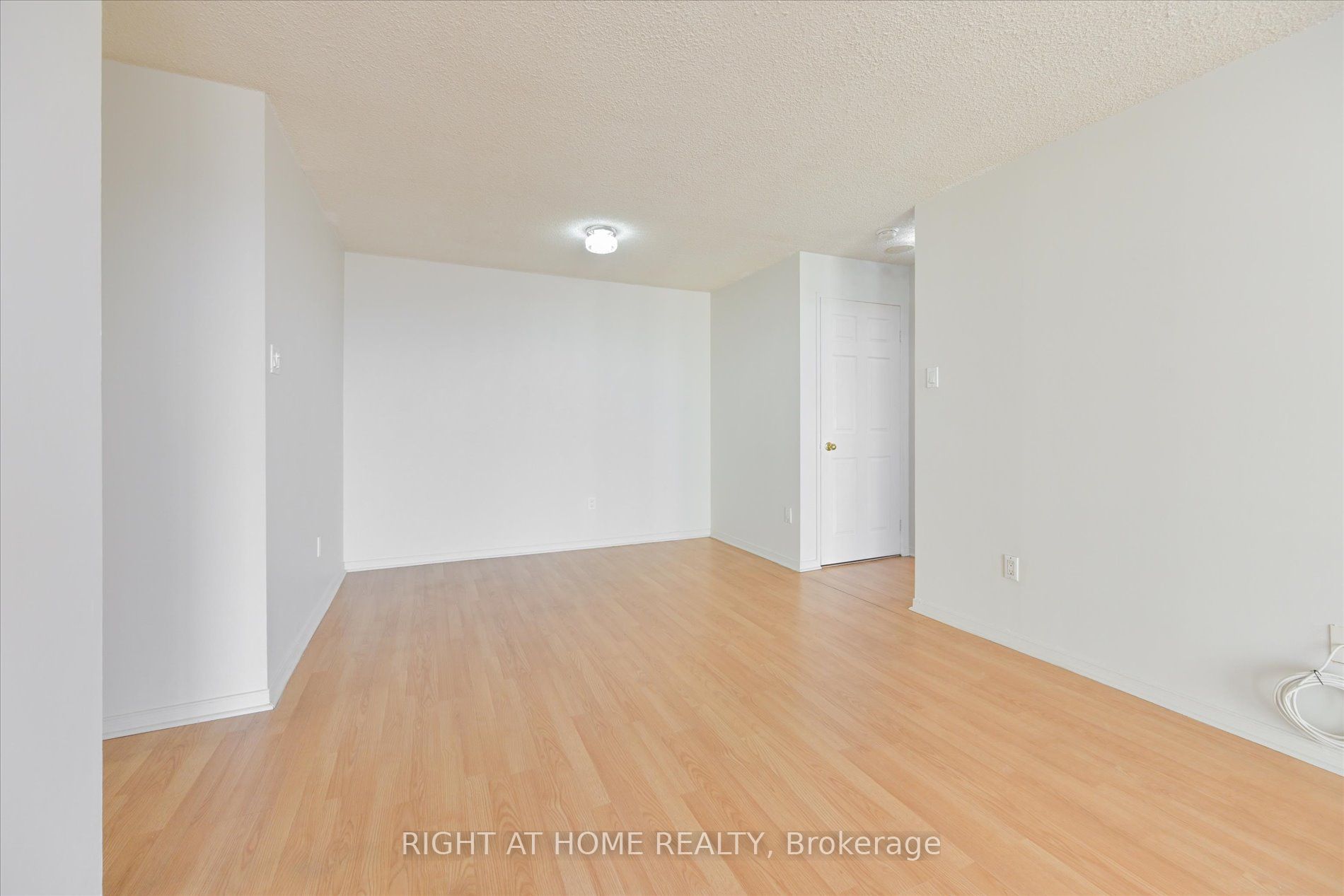 350 W Rathburn Rd 1107