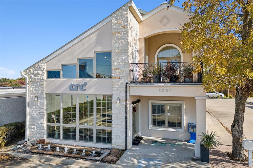 This spacious and versatile two-story office building is an ideal opportunity for a new business owner to create their perfect workspace. Located in the heart of Garland, this property offers excellent potential for a wide range of businesses. The building is well-maintained and ready for immediate occupancy, featuring a functional layout with generous office space on both floors. Key Features:- **Two Stories** of flexible office space, providing plenty of room for private offices, conference rooms, or collaborative work areas.- **Prime Location** in Garland, offering easy access to major roads, retail, and amenities.- **Move-in Ready** – ready for customization to suit your business needs and style.- **Ample Parking** for employees and visitors.- **Versatile Design** with an open floor plan that allows for easy reconfiguration.- **Well-Maintained** building in great condition, making it easy to get started without costly renovations.Whether you're starting a new business or expanding an existing one, this building offers the perfect canvas for you to make it your own. Don’t miss out on this great opportunity to secure a prime office space in a thriving area.For more information or to schedule a tour, contact us today!