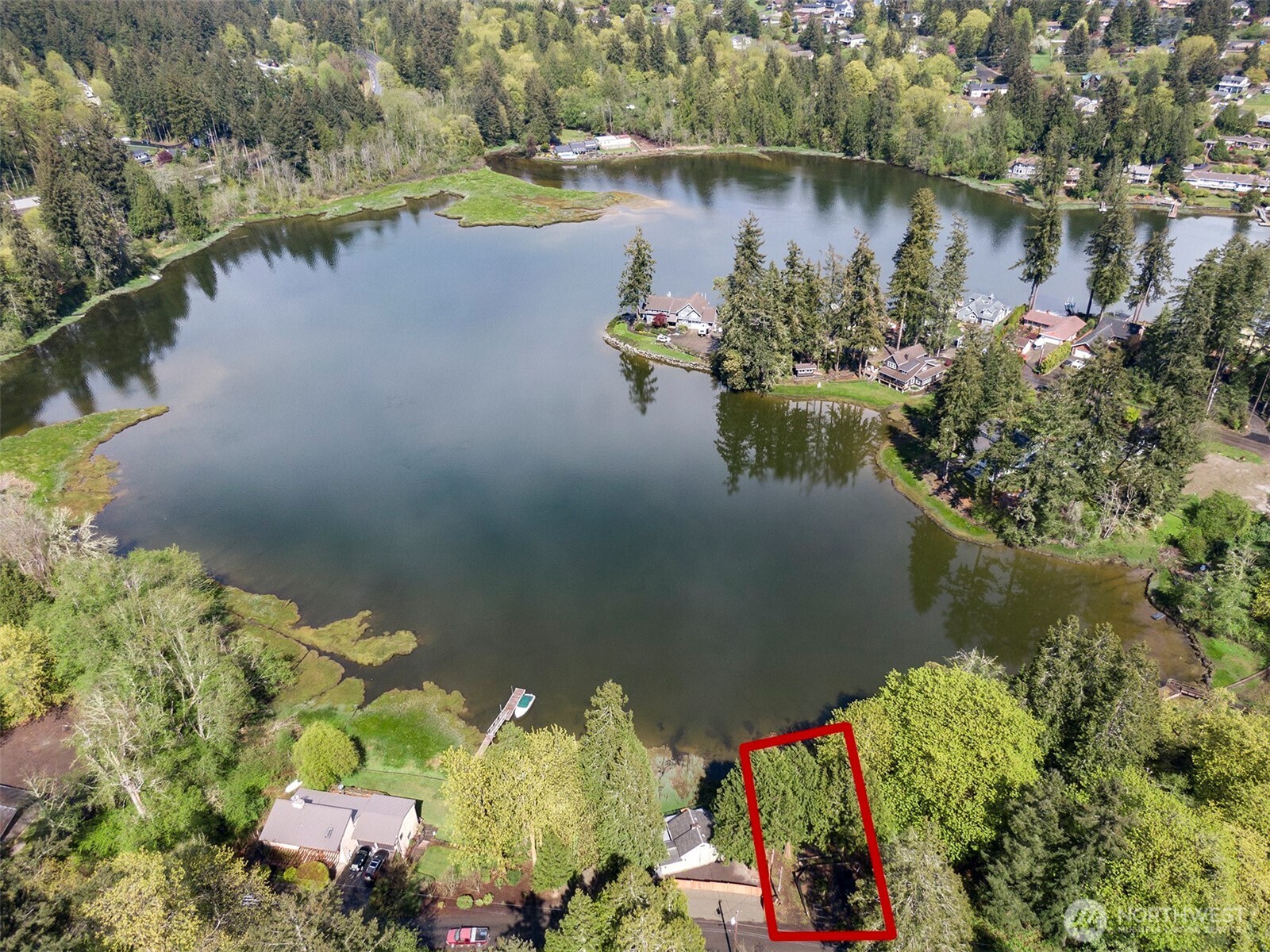 5911 Lagoon Lane NW