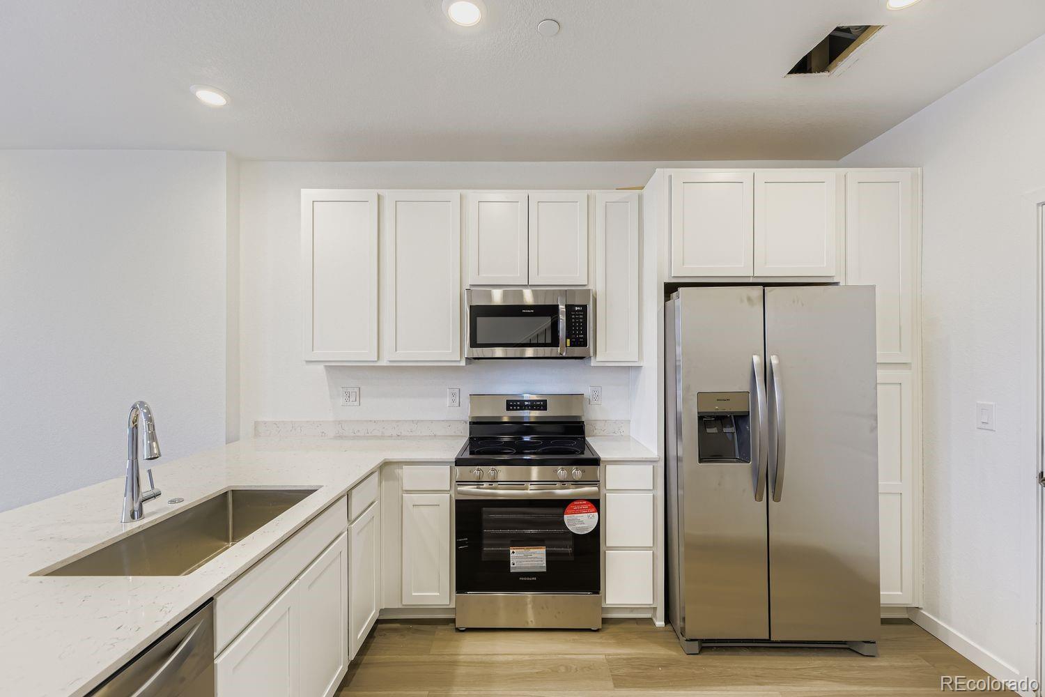 7664 S Cherokee Trail