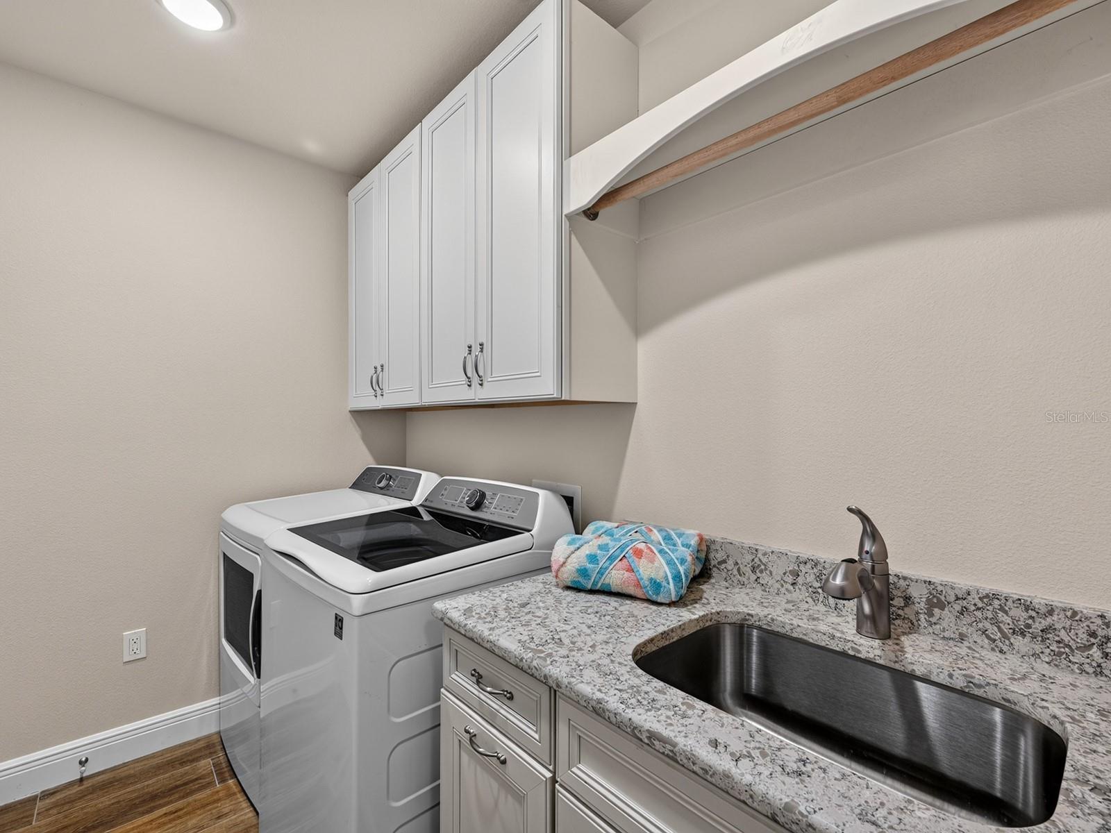 501 Tamiami Trail N 201