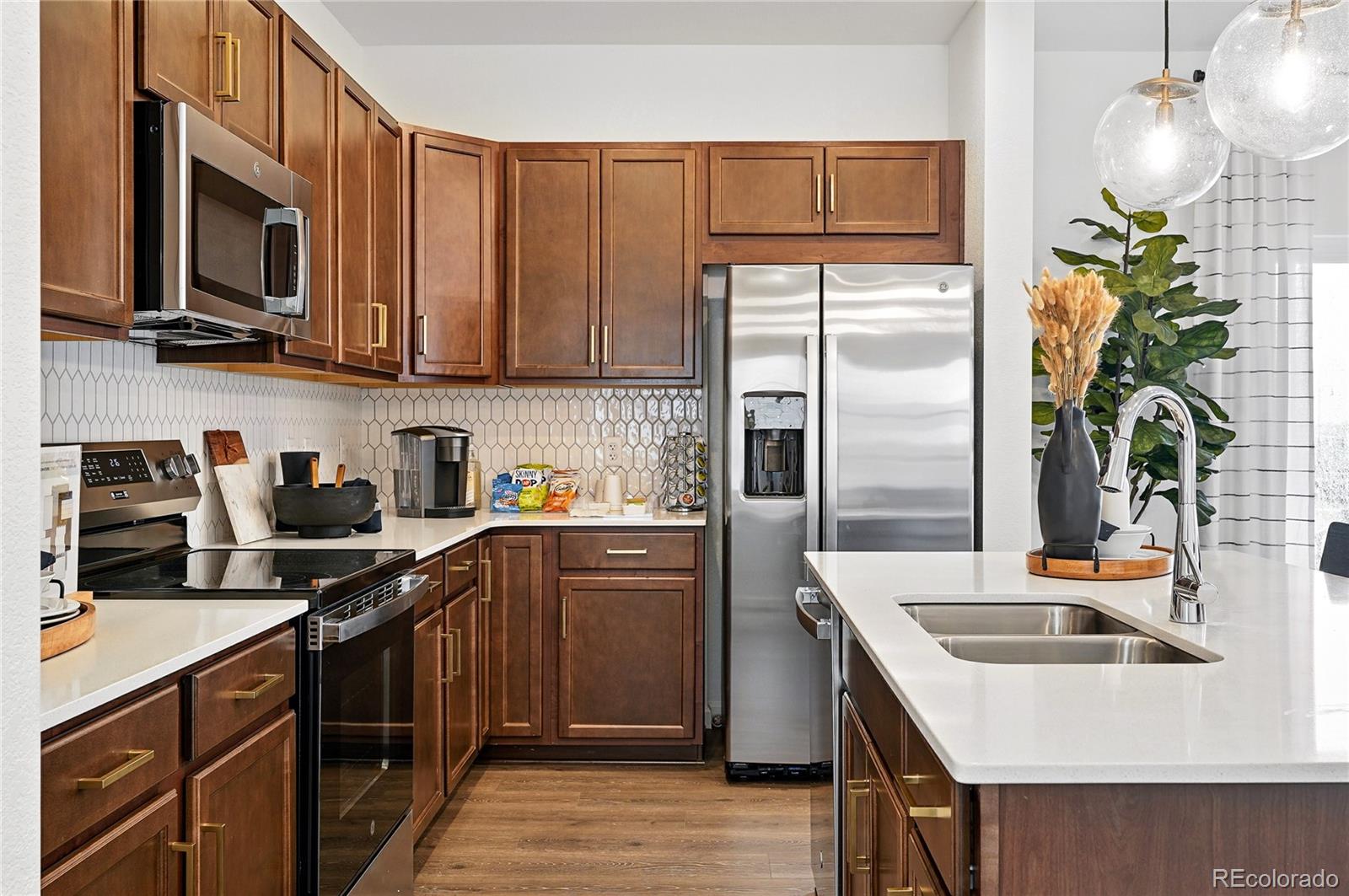 14845 Arbor Boulevard W