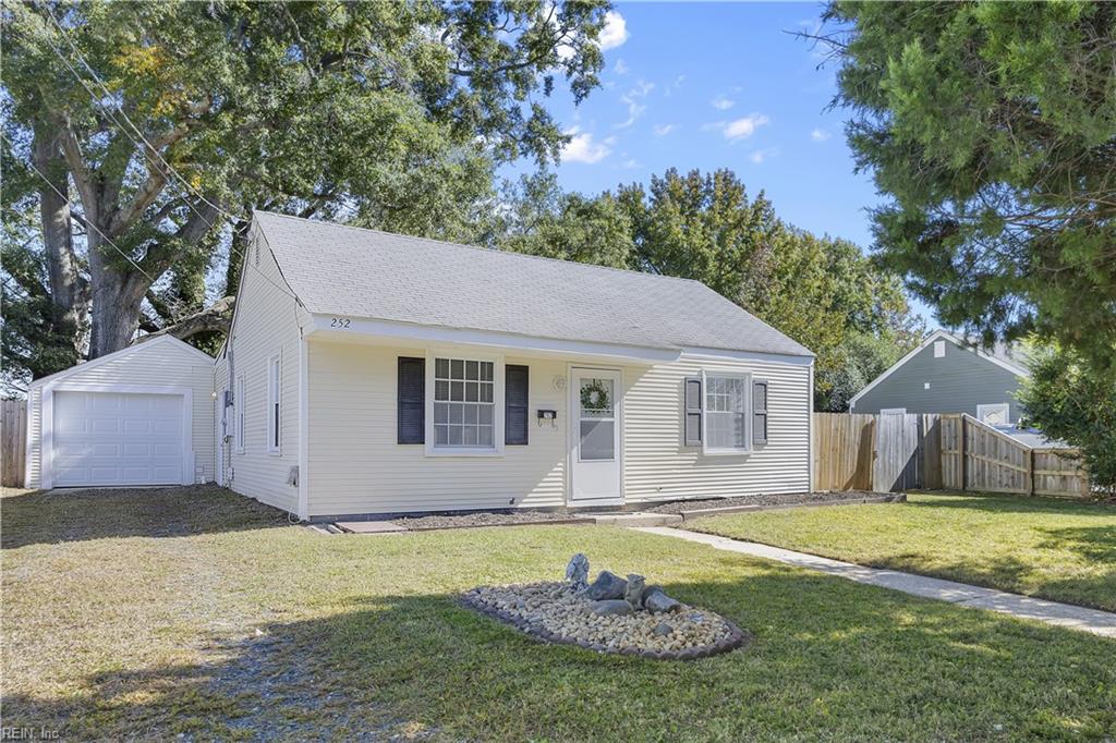 252 Fighter Drive, Virginia Beach, VA 