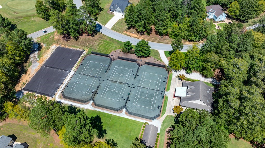 203 E Gunnery Court