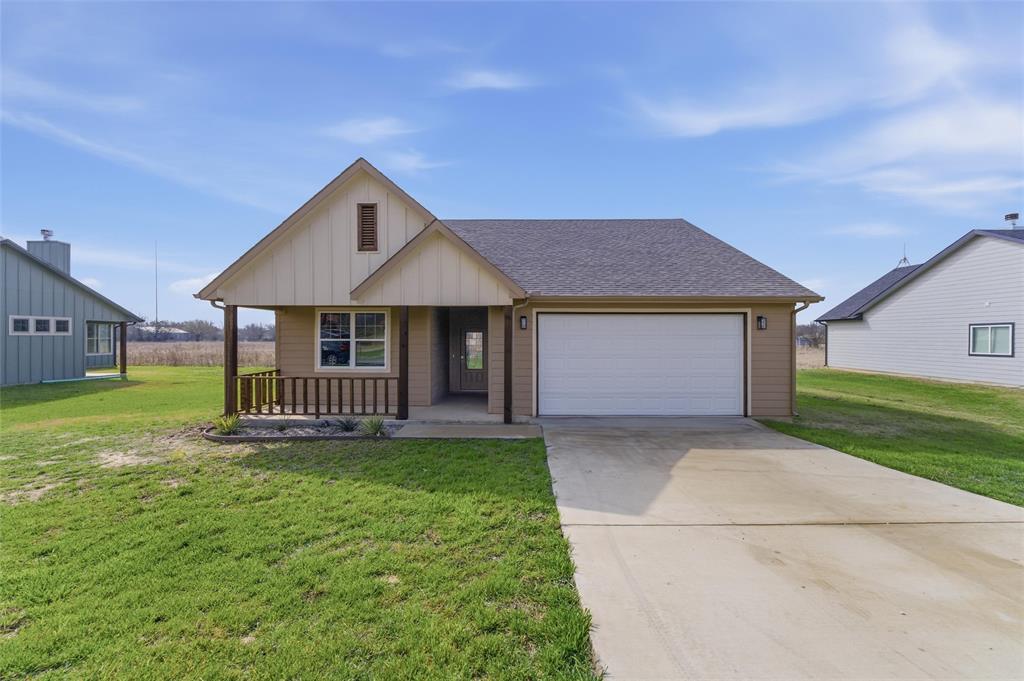 314 Oakwood Avenue in Jacksboro