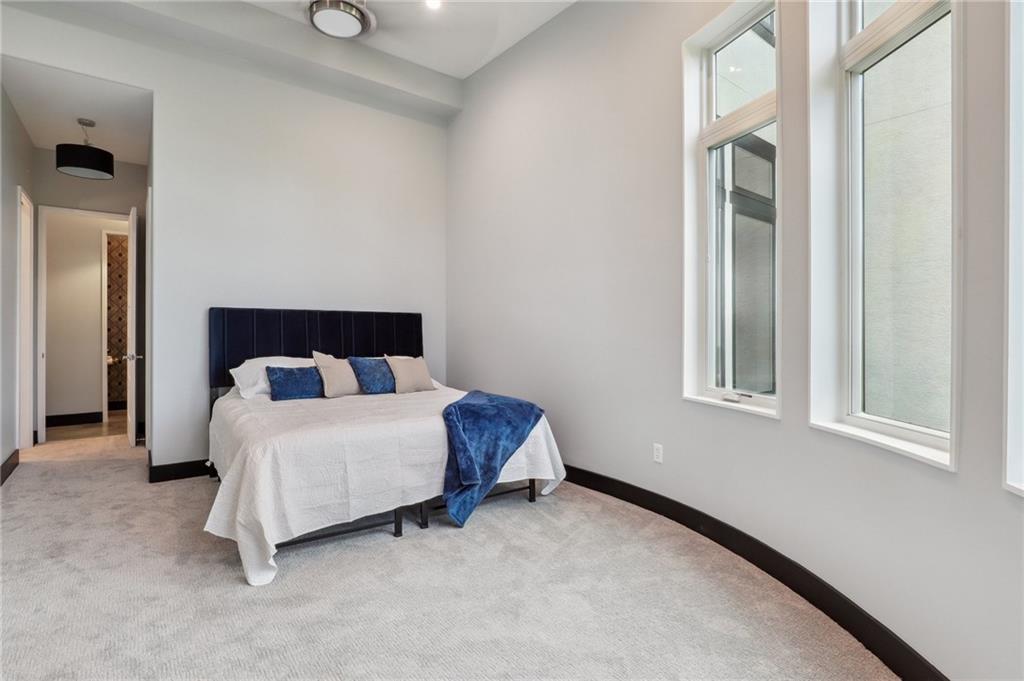 10239 N Kansas Avenue