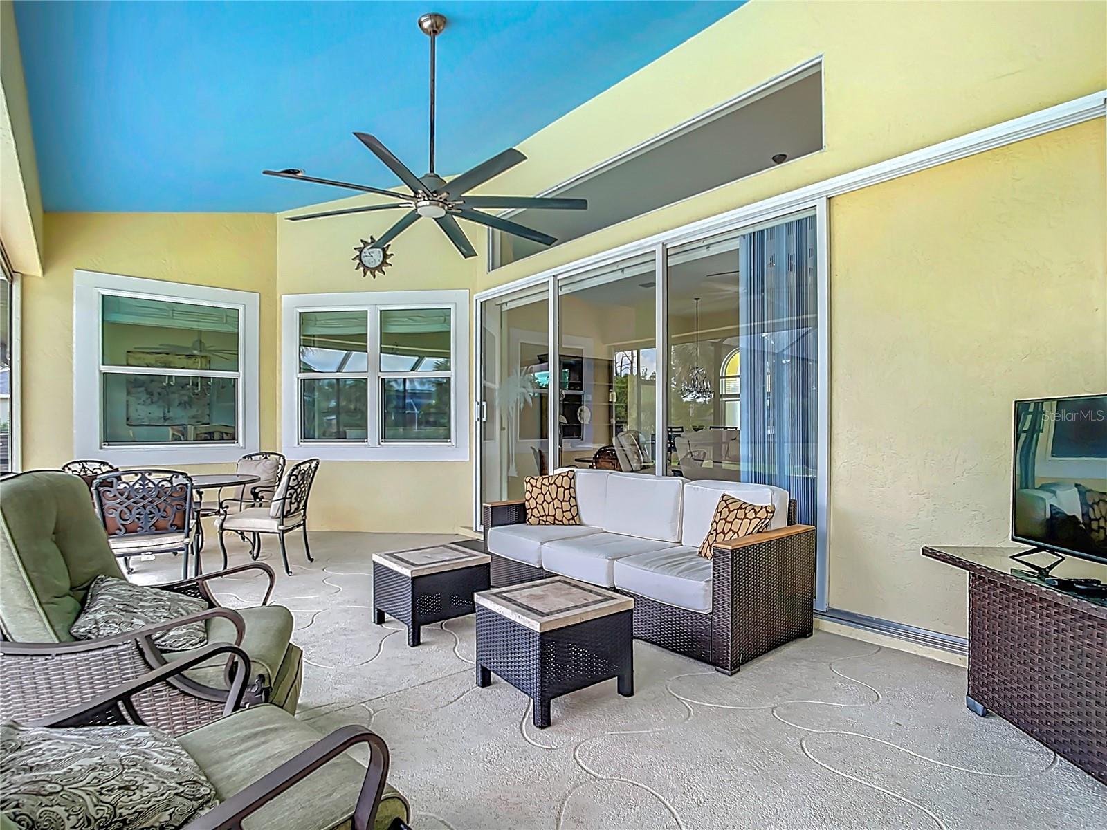 613 Boundary Boulevard