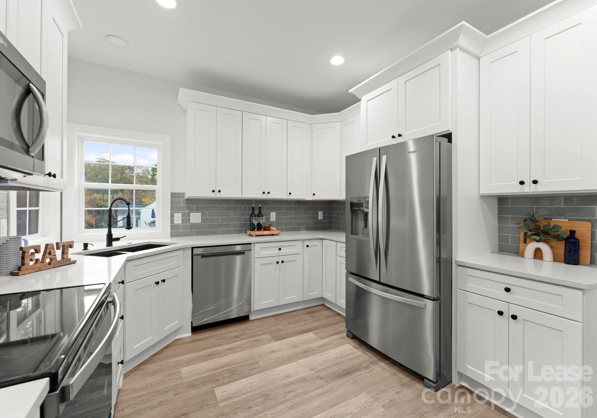 6923 Cascade Dream Court