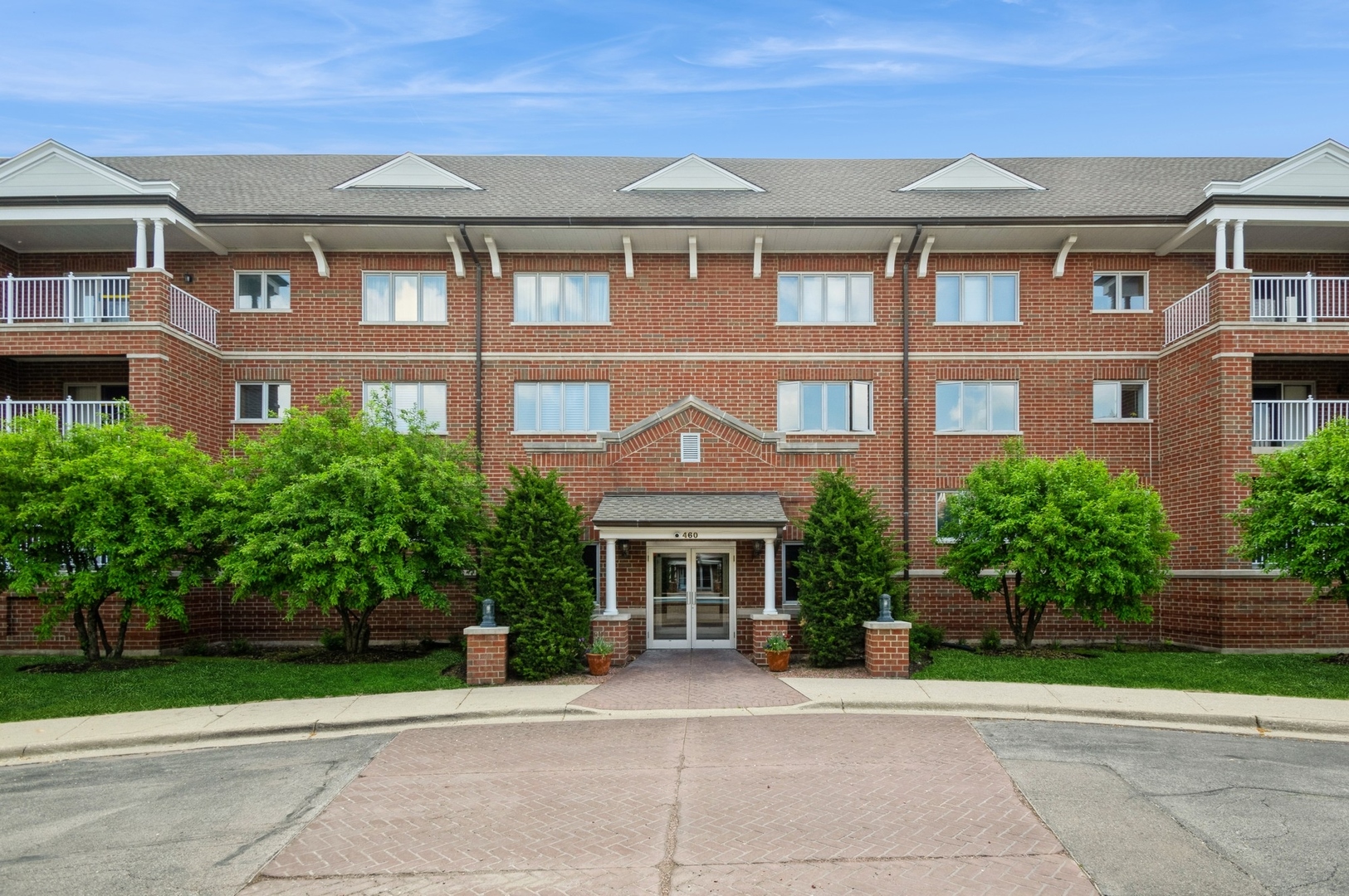 Welcome to this stunning, oversized 1-bedroom, 1-bath condo located in the highly sought-after Waterford Place community. Ideally situated just a short walk from downtown Park Ridge, the Metra train, bus lines, shops, and restaurants-this home offers both comfort and convenience.  Located on the 3rd floor, this meticulously rehabbed unit (2018) features:Modern kitchen with all-new cabinetry (not painted), sleek stainless steel appliances, a fresh, design.Remodeled bathroom with updated fixtures and finishes.Spacious master bedroom with generous his-and-hers closets-plenty of room for storage.Beautiful hardwood floors throughout add warmth and elegance. This home is move-in ready and perfect for first-time buyers, downsizers, or investors. With its fantastic location and tasteful updates, this unit will not disappoint your buyers.