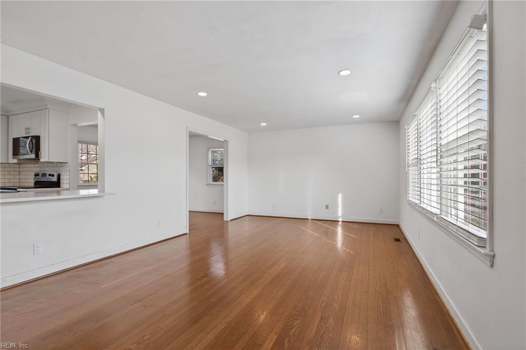 1025 Walt Whitman Way