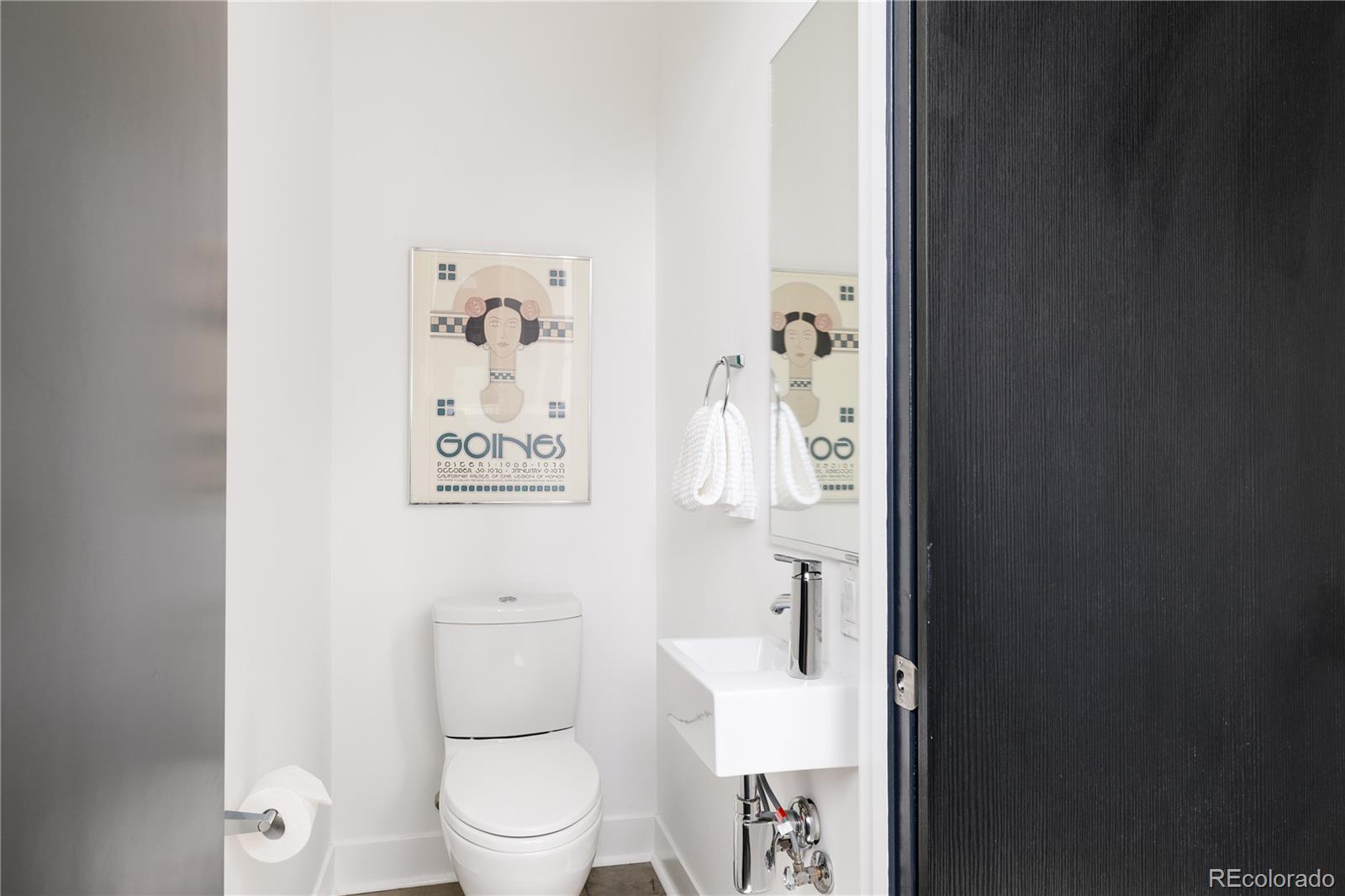 5916 S Sycamore Street