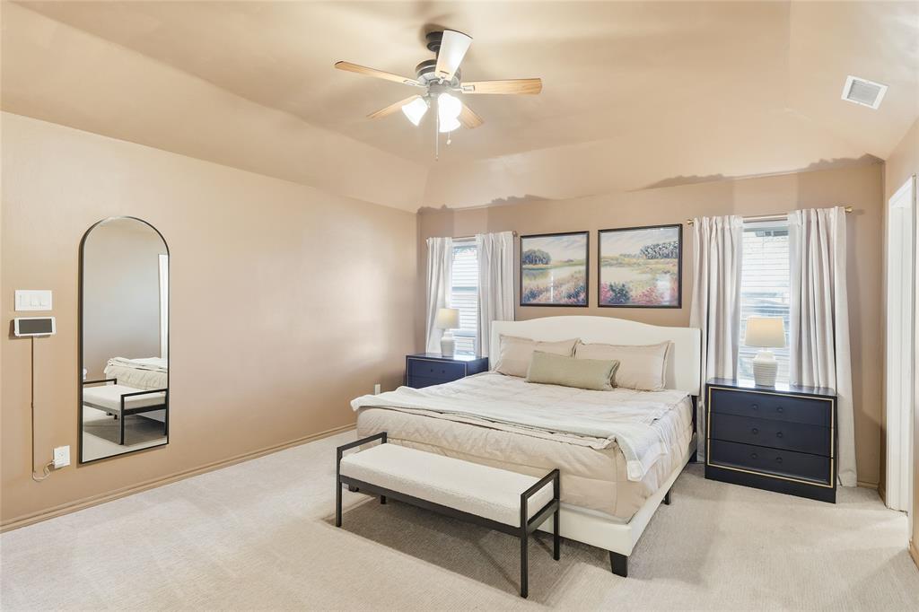 5008 Lake View Circle