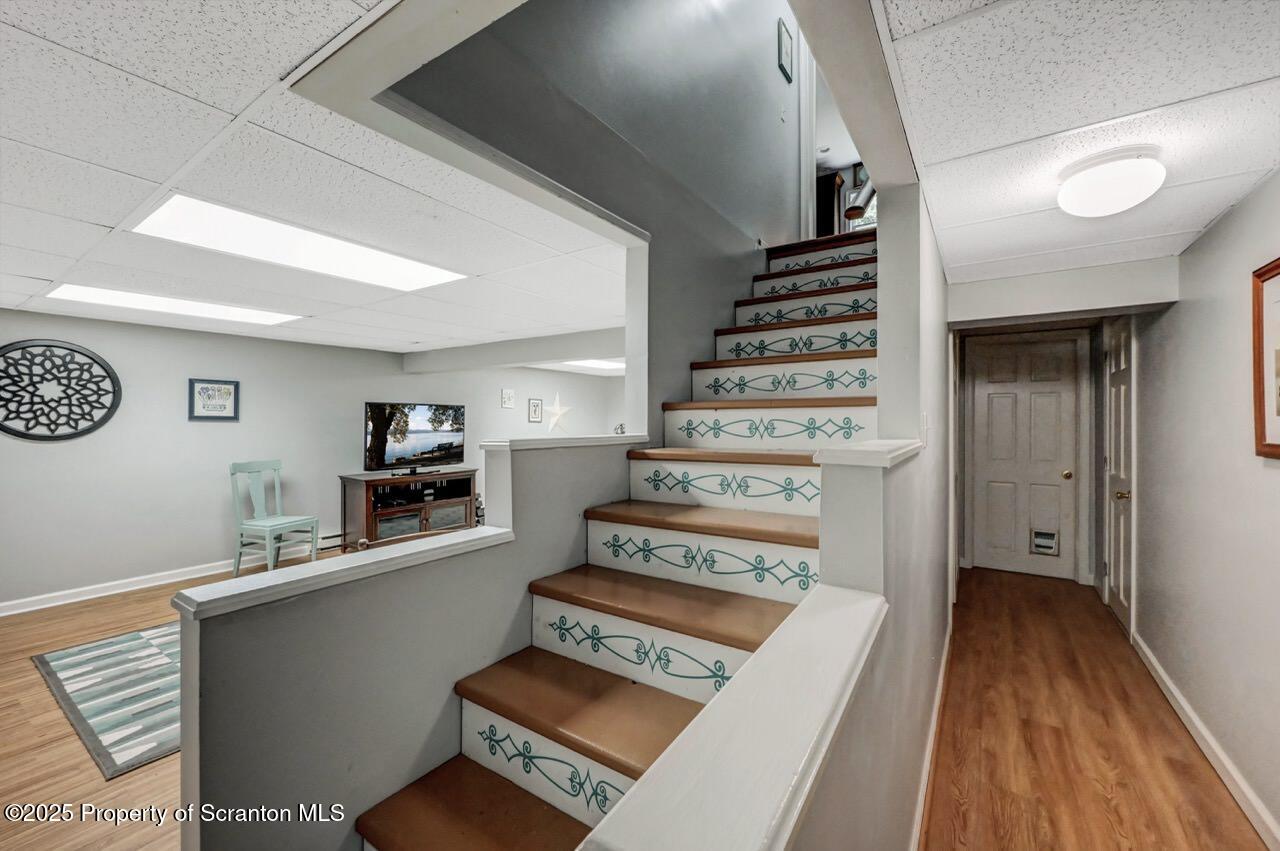 1001 Woodland Way