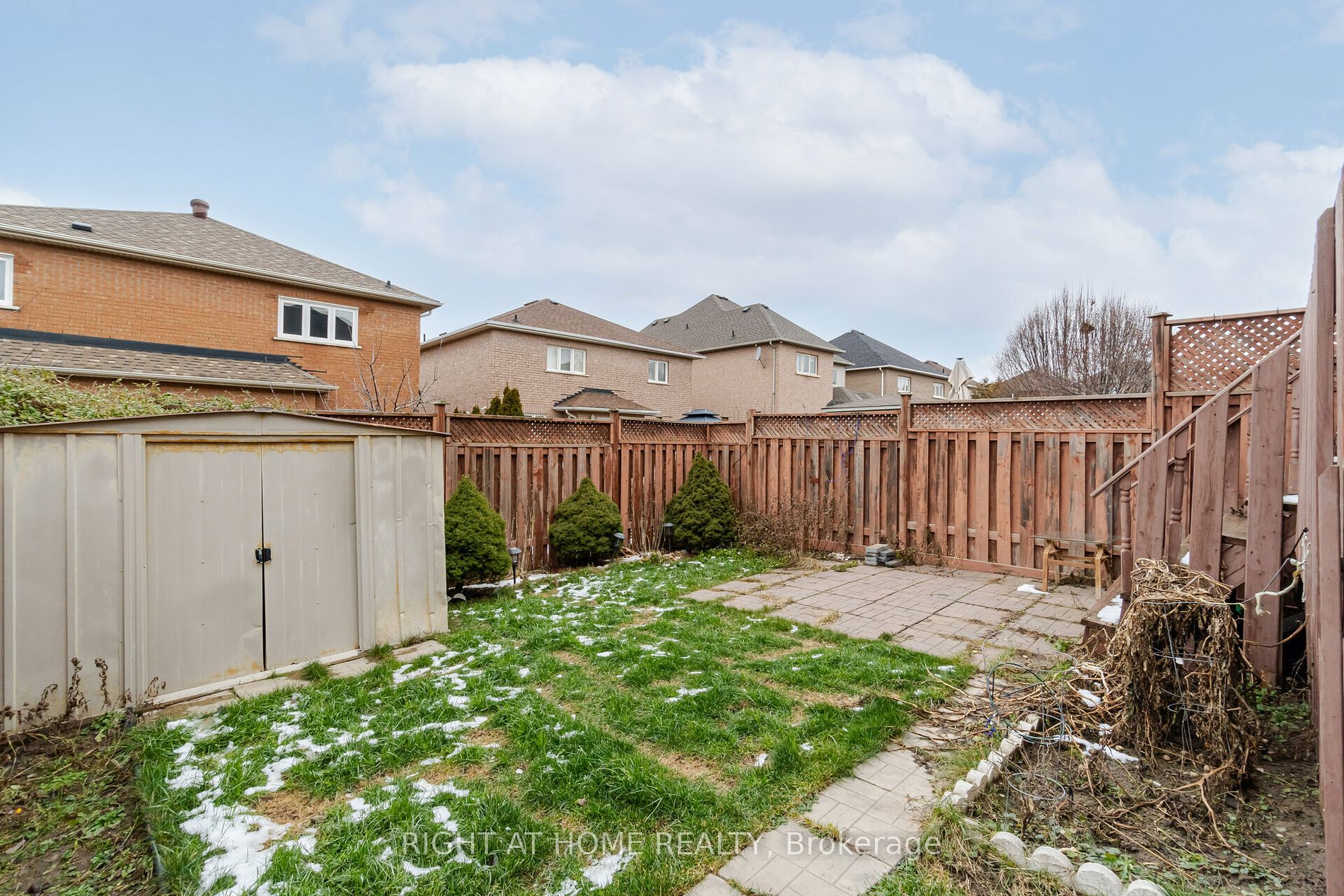 811 Othello Crt