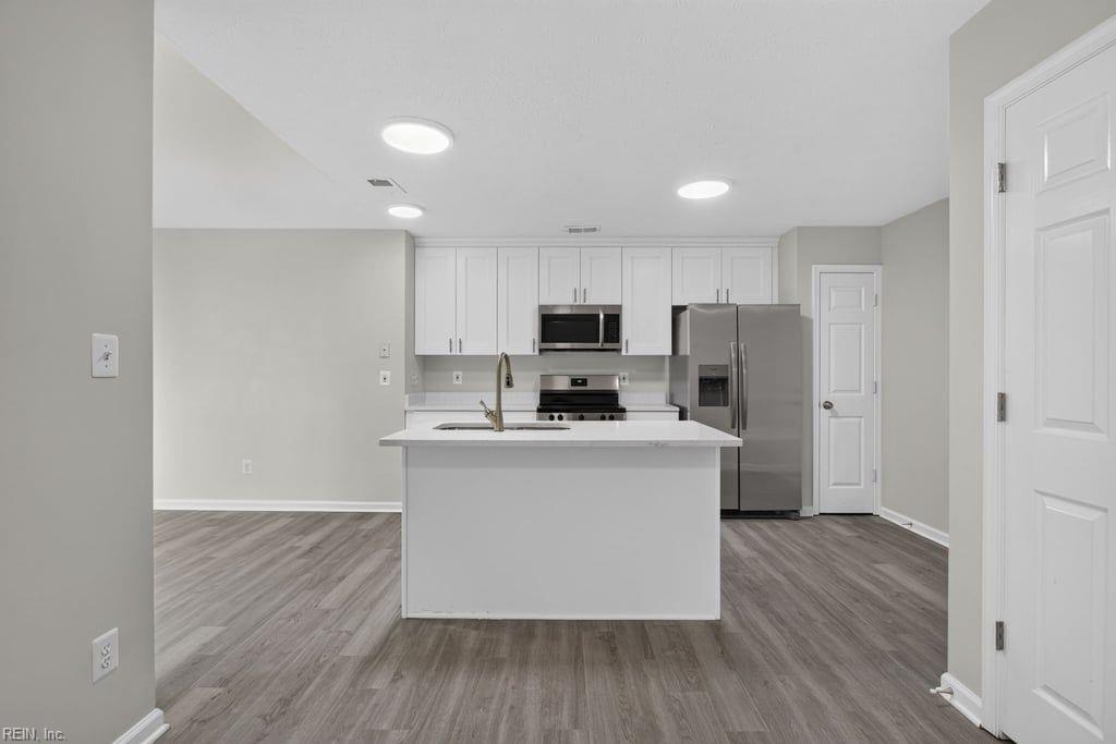 121 Sheppard Drive