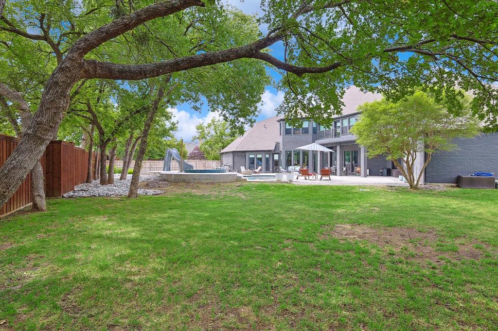 1625 Crestwood Trail