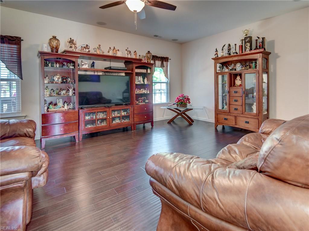 1716 Fishers Cove