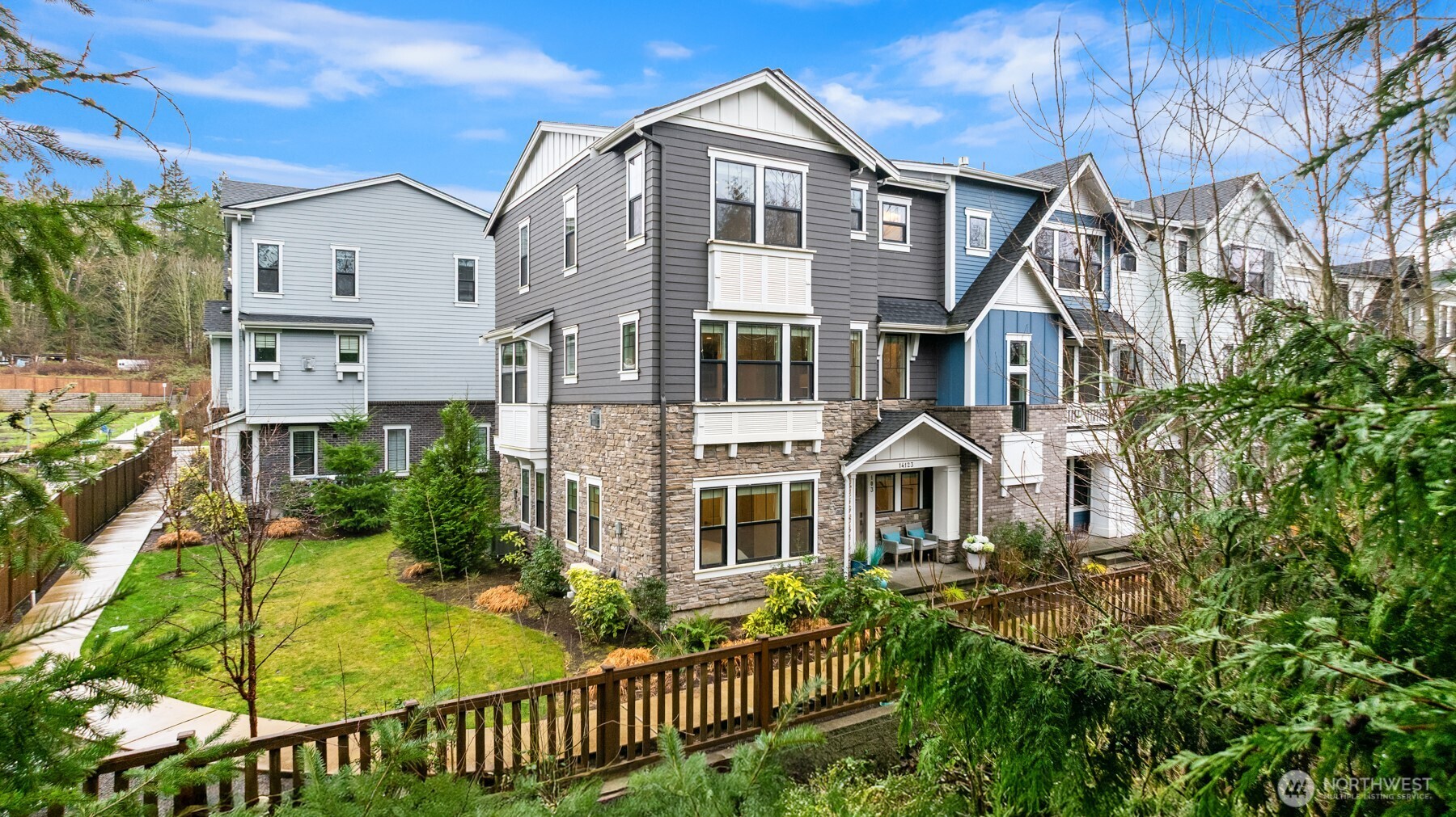 14123 266th Avenue NE 103