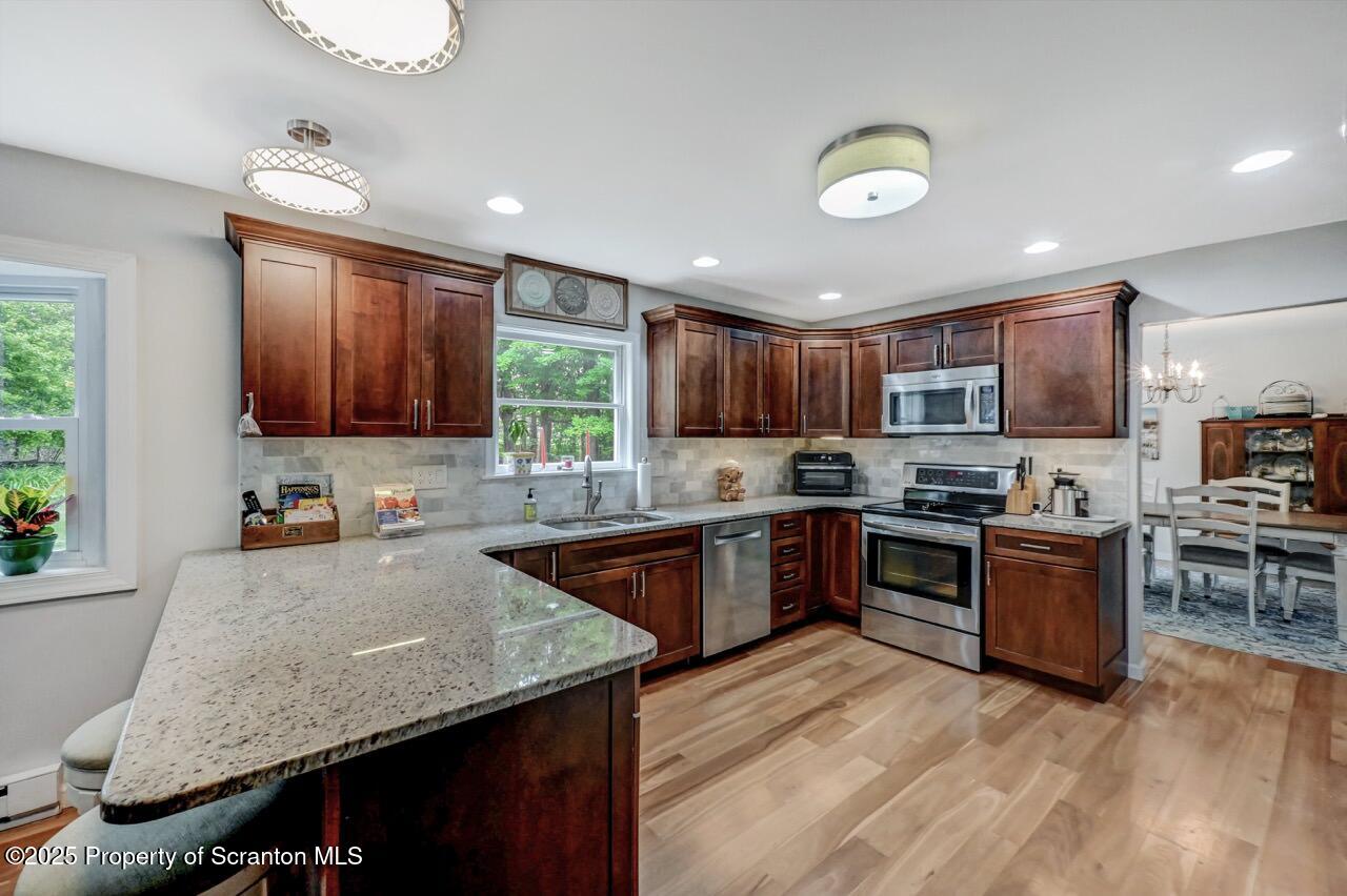 1001 Woodland Way