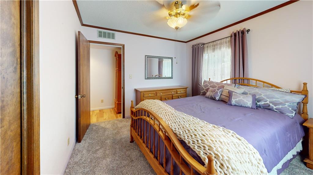 109 E Hardin Place