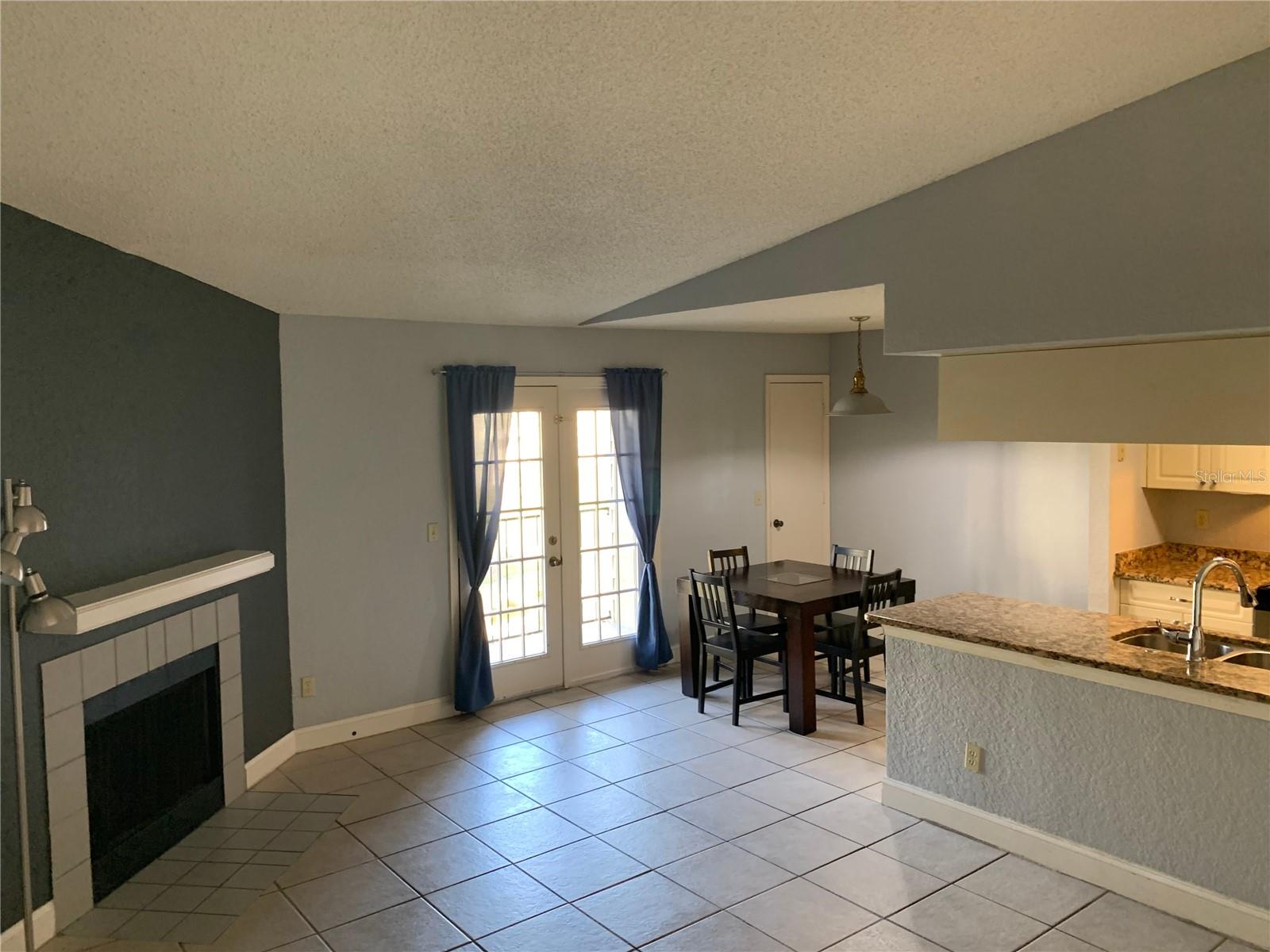 2550 N Alafaya Trail 8204