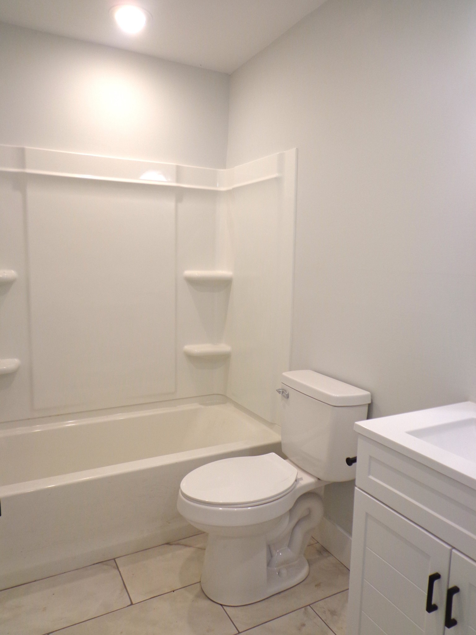 32 Circle Dr