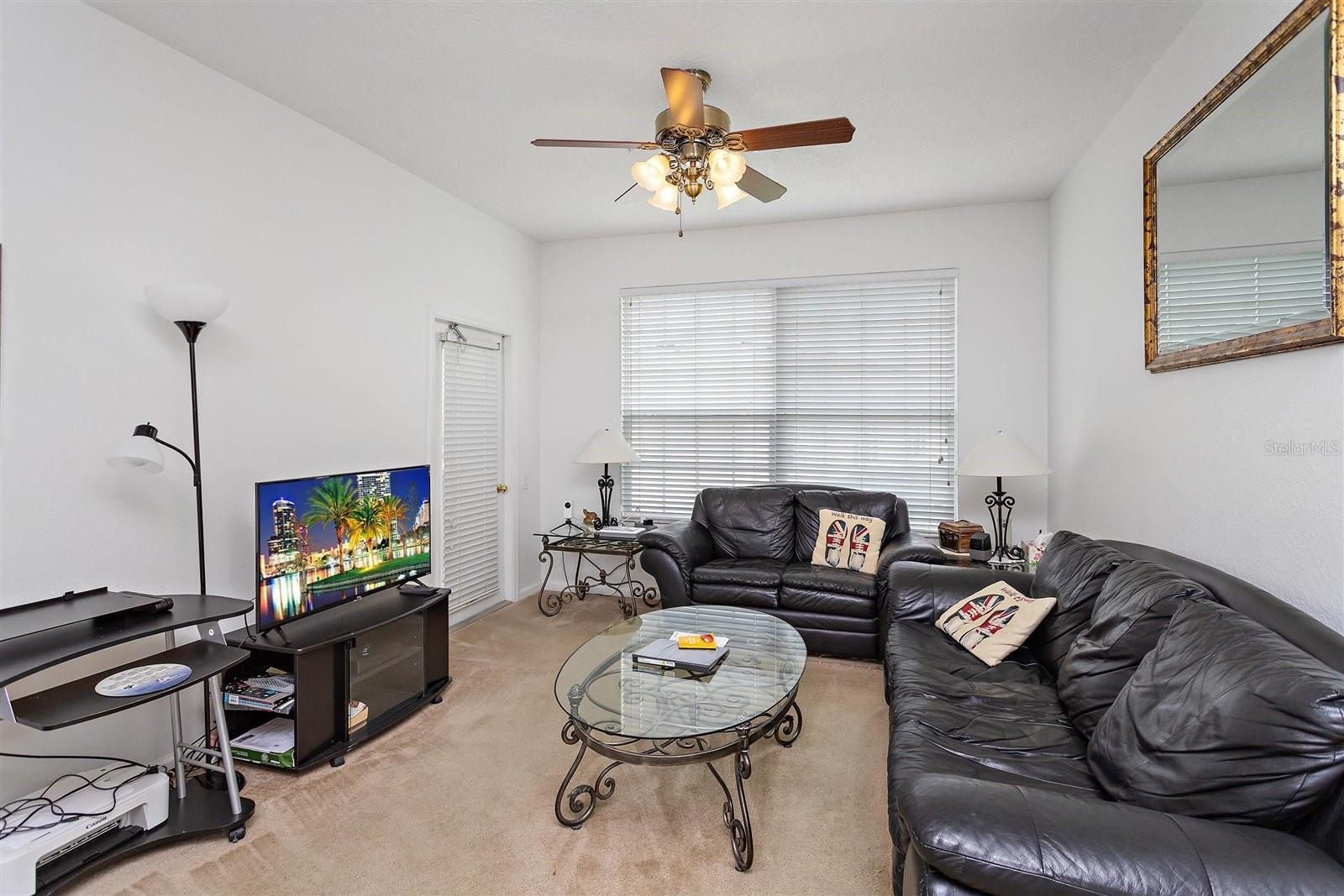 2307 Silver Palm Dr 202