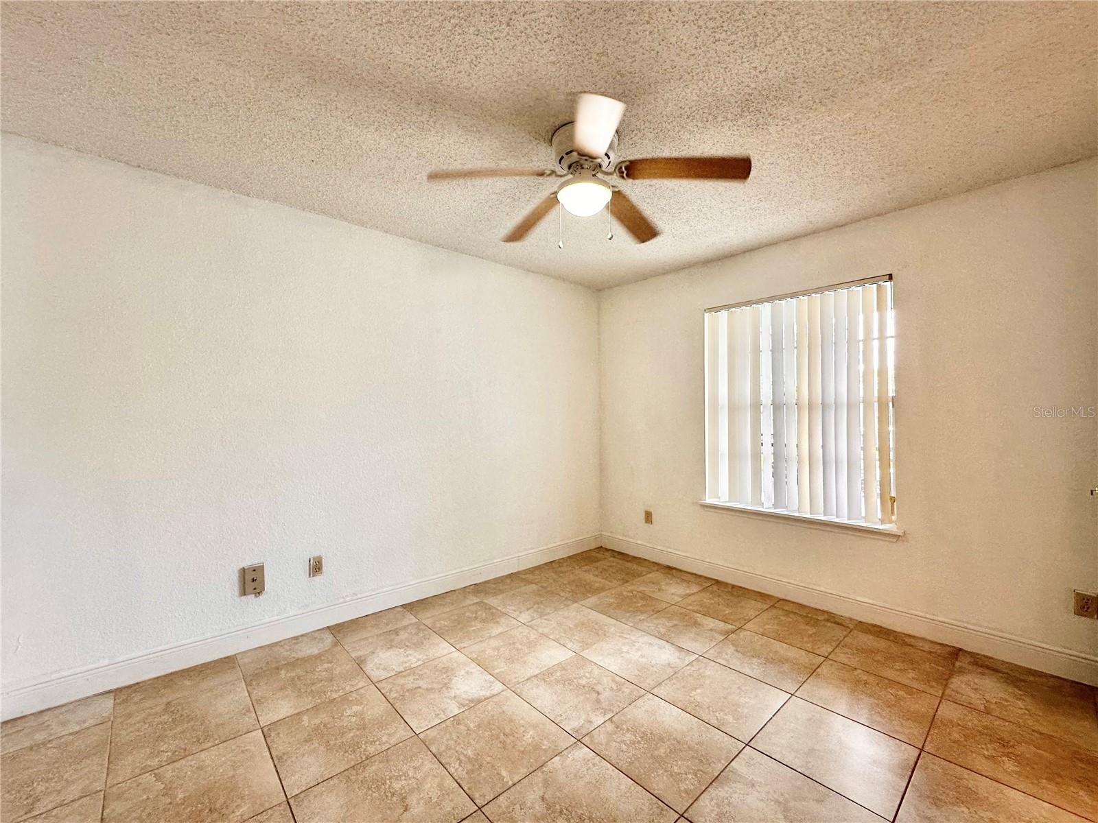 2550 N Alafaya Trail 12206