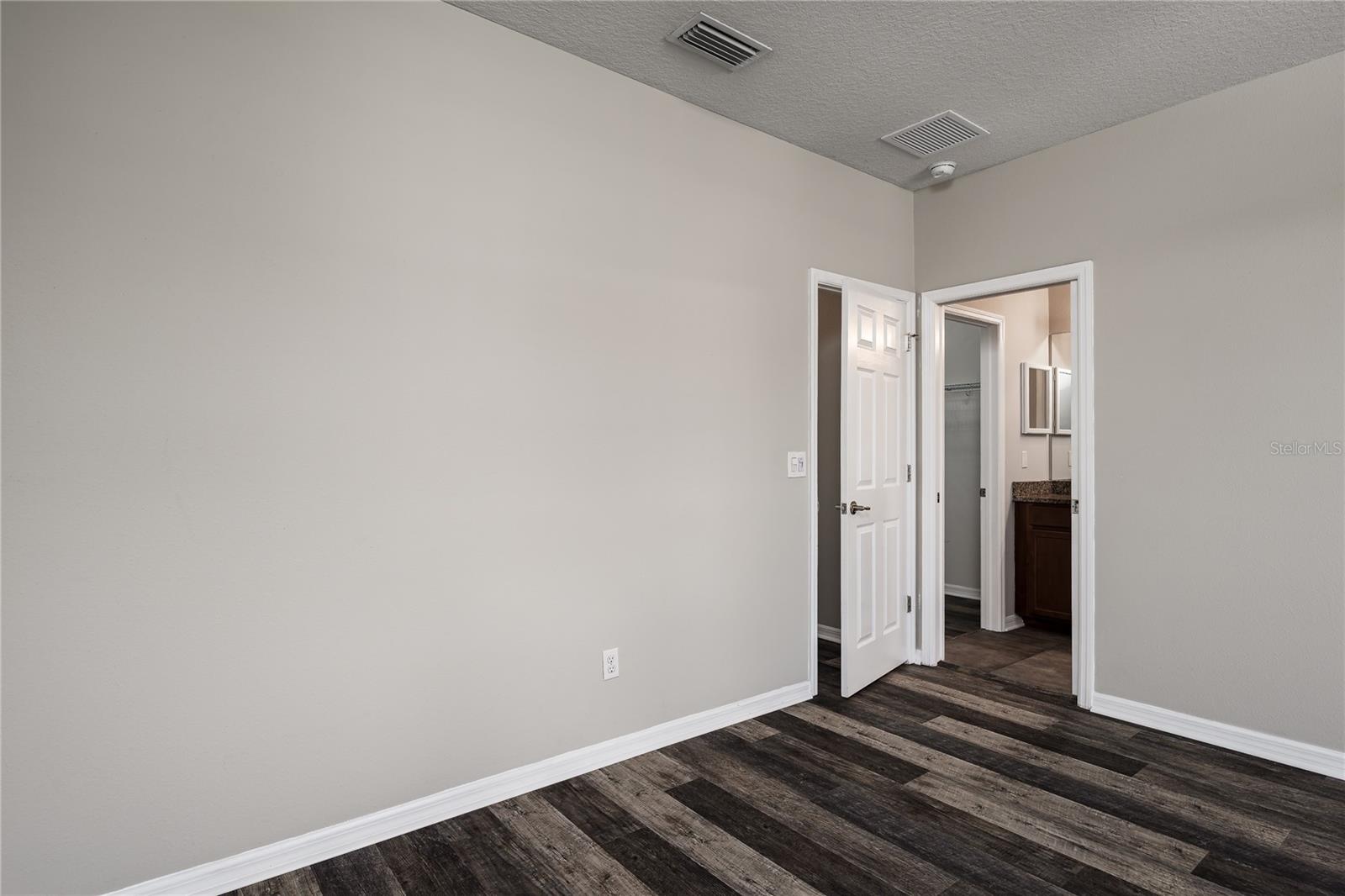 11506 84th Street Circle E 104