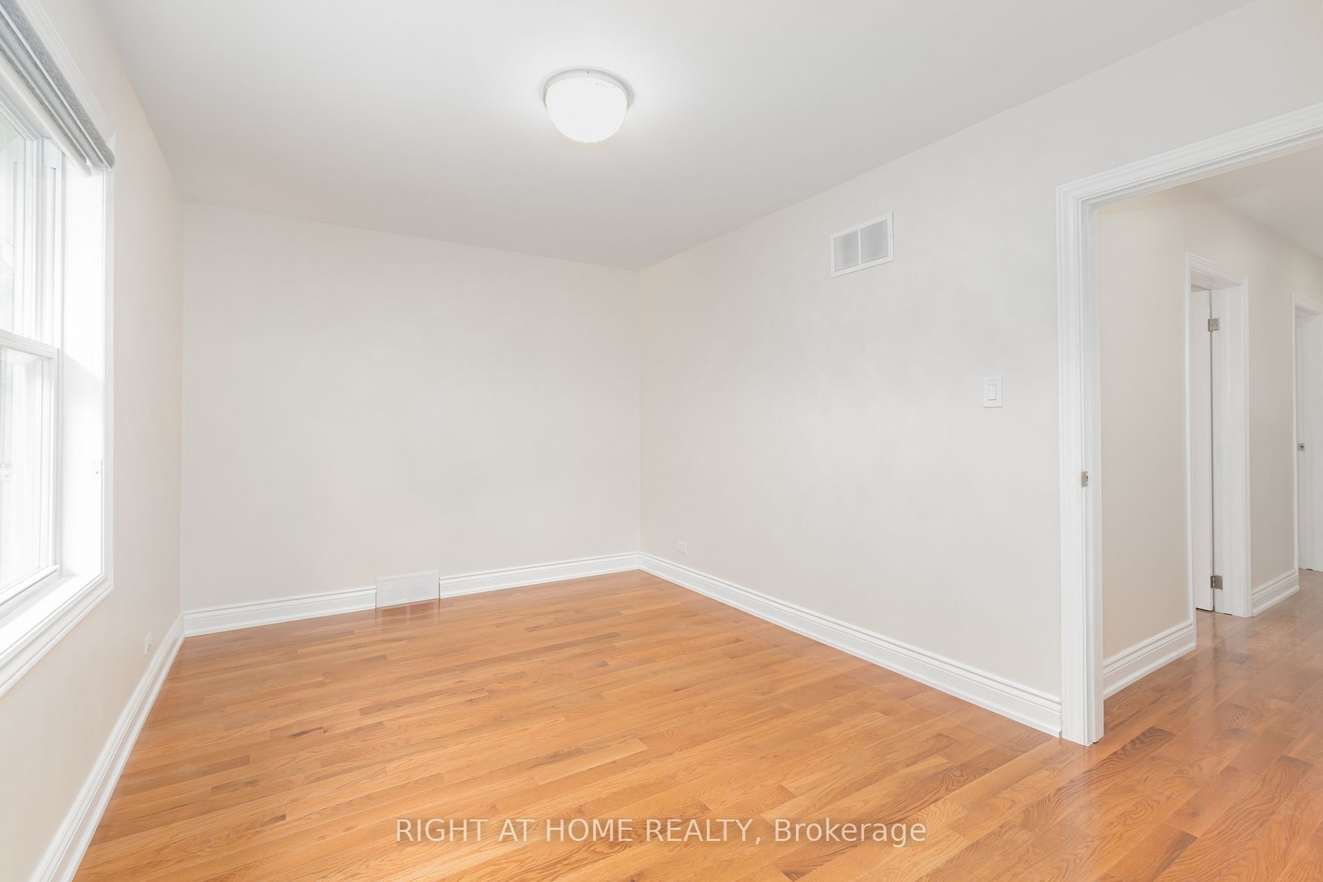 228 Greenwood Ave