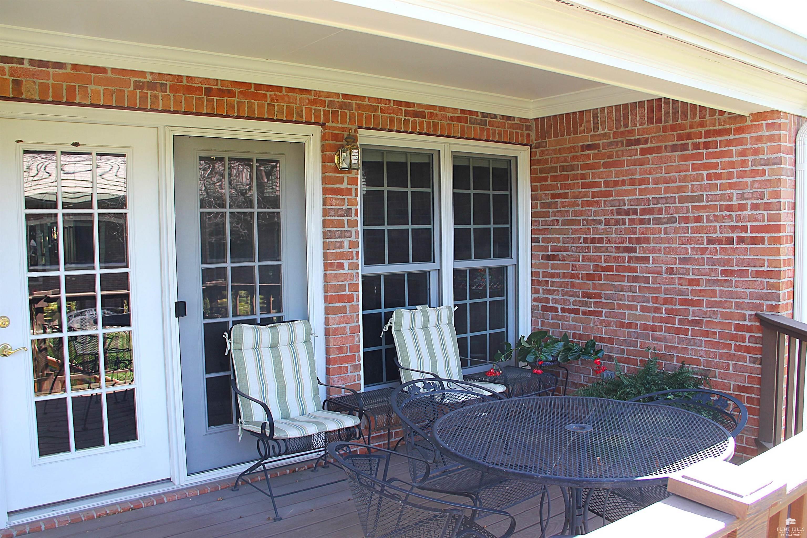 1509 Williamsburg Drive