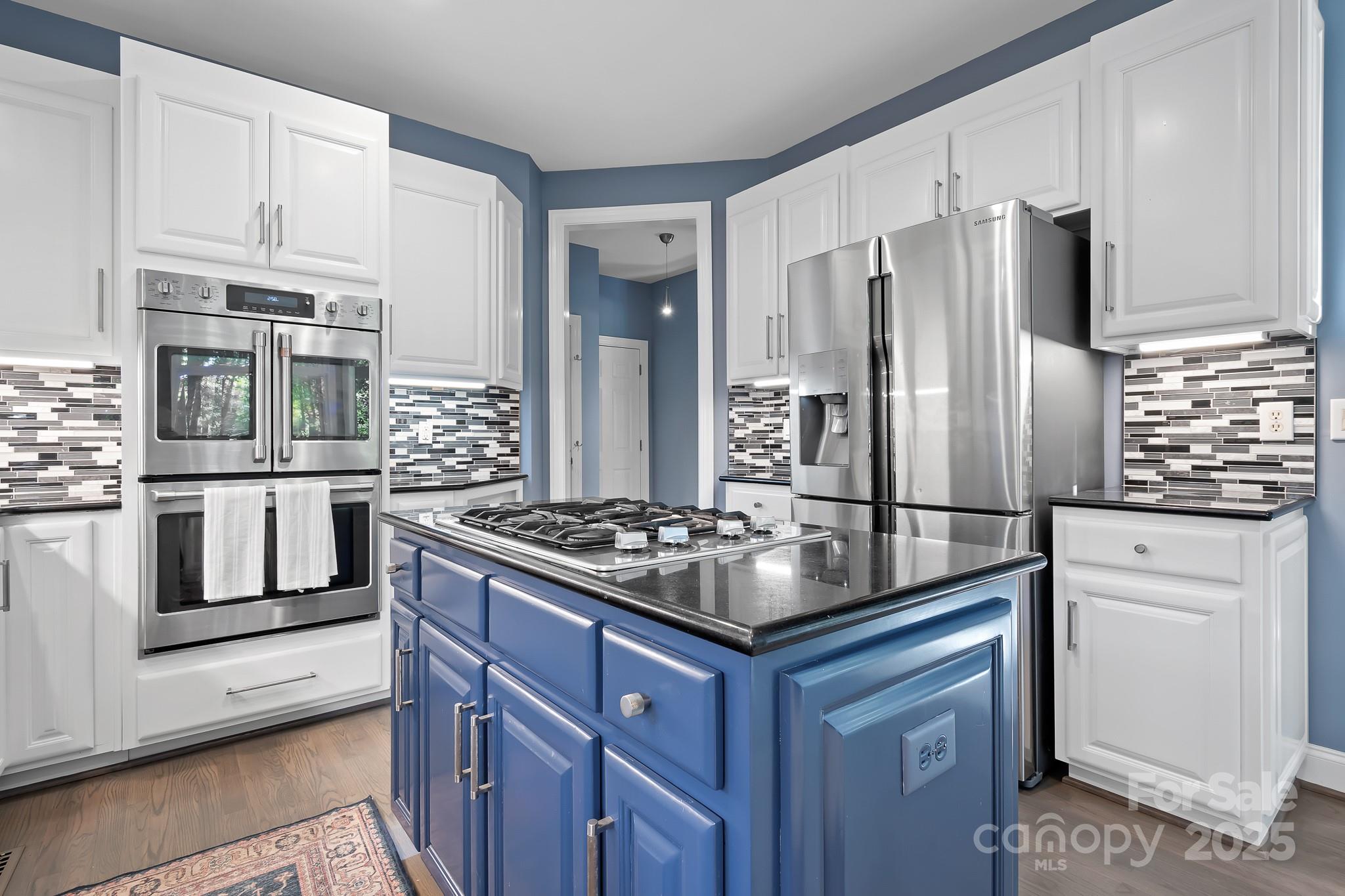 16033 Agincourt Drive