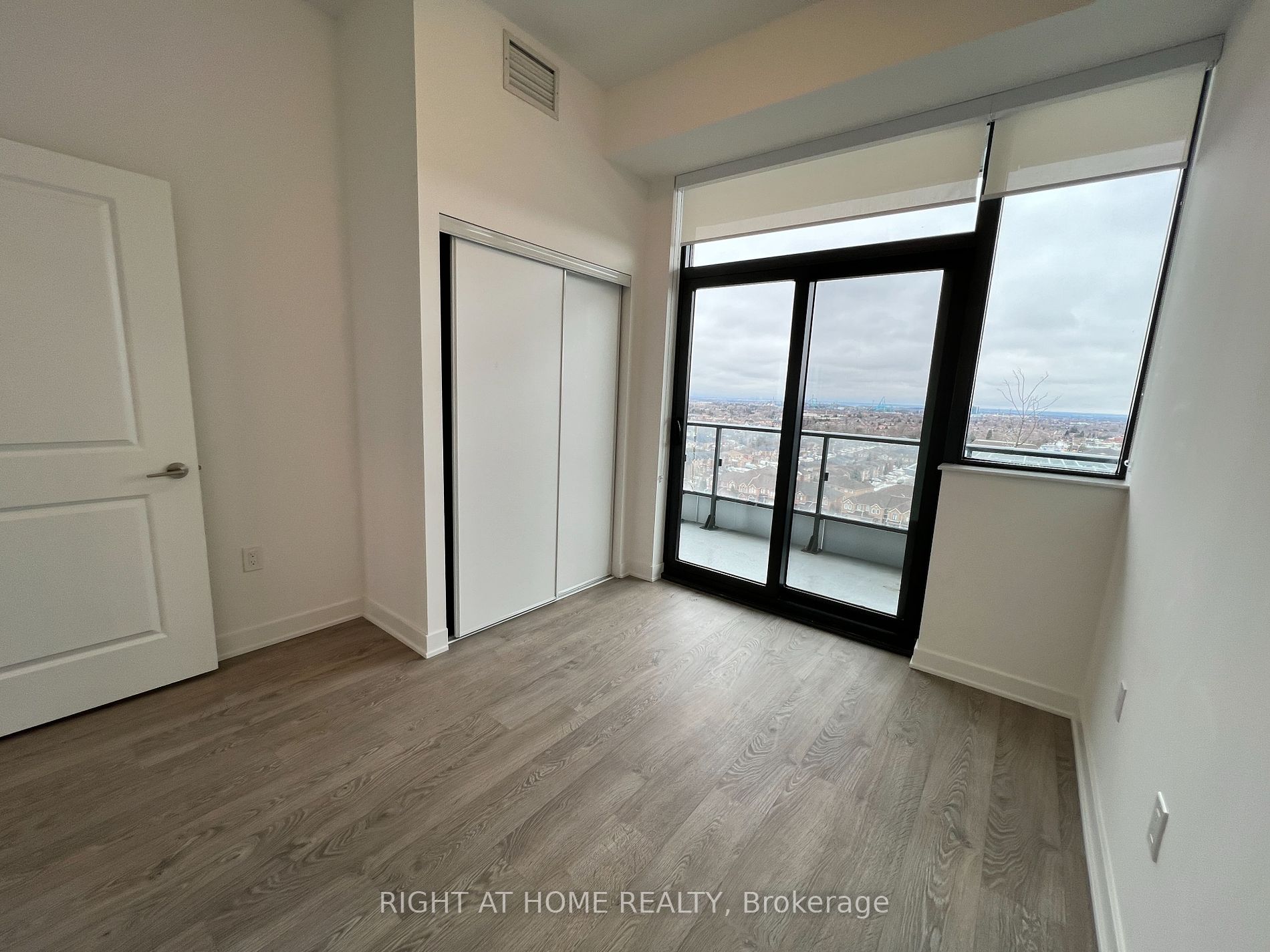 120 Eagle Rock Way 801