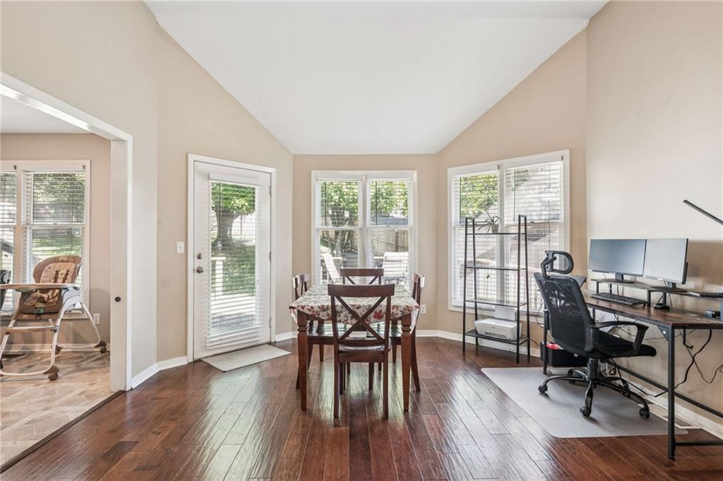 1507 Amesbury Avenue