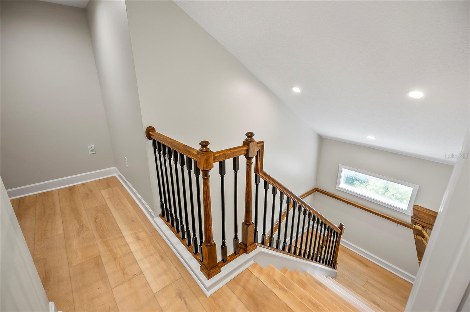 15 S Waterview Drive