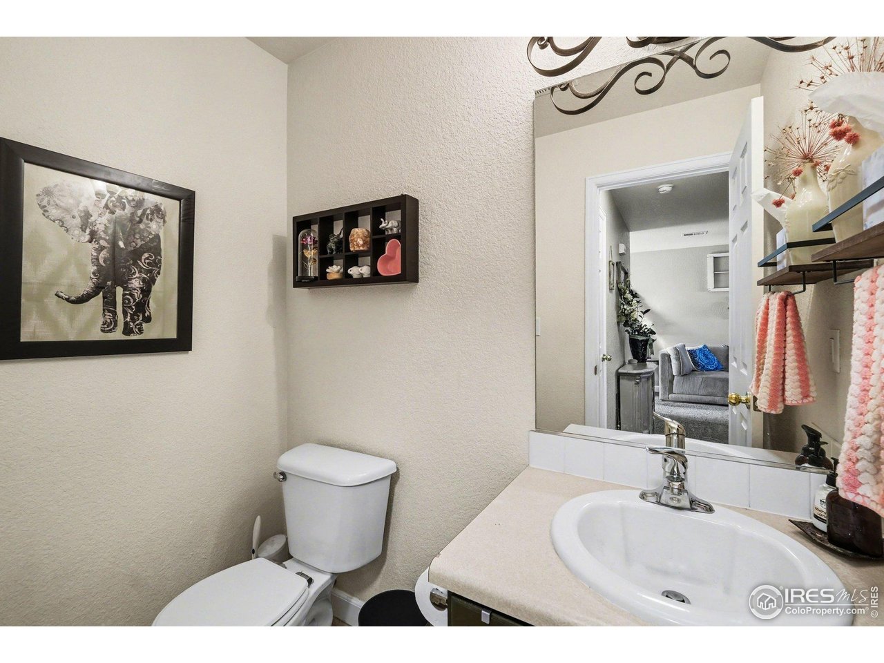 802 Waterglen Dr O64