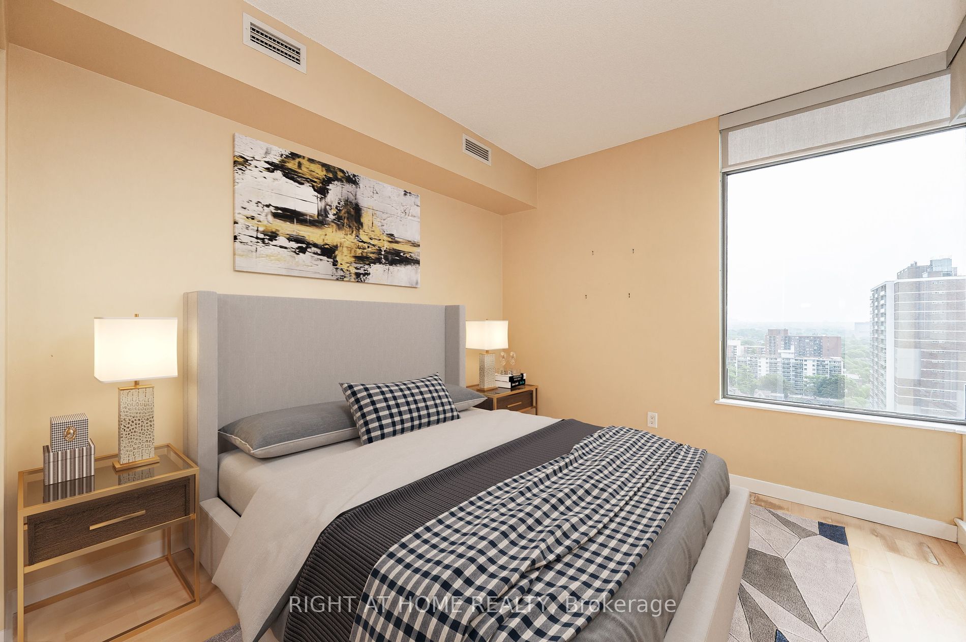 281 Mutual St 1701