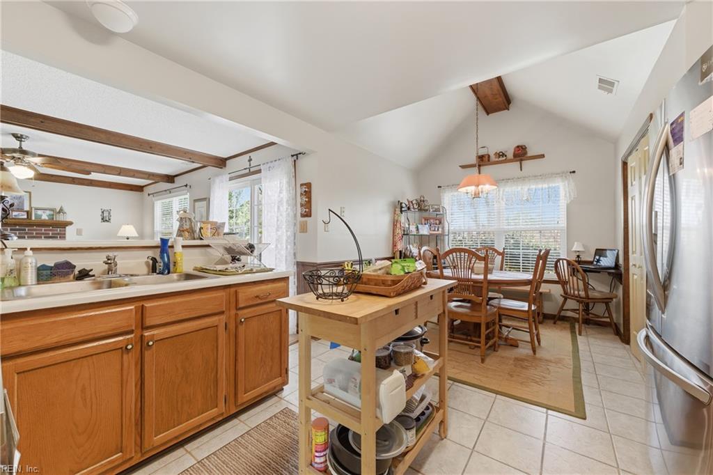 1112 Whitewater Court