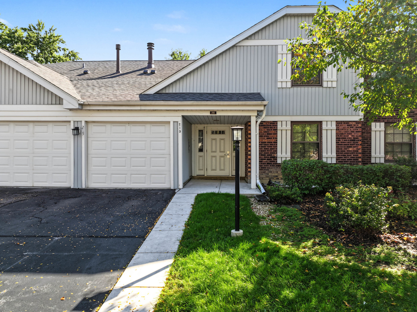 Great location! This spacious 2-bedroom, 2-full-bath home offers comfortable living in a convenient community close to highly rated schools, parks, walking trails, Woodfield Mall, shopping, dining, and major expressways. Just approximately 20 minutes from O'Hare Airport. The eat-in kitchen features plenty of cabinet space and a huge pantry, while the inviting living room offers a gas fireplace and access to a large balcony. Separate laundry room, 1-car attached garage, and plenty of guest parking. Enjoy the community's outdoor pool and clubhouse. A great opportunity in a convenient location!