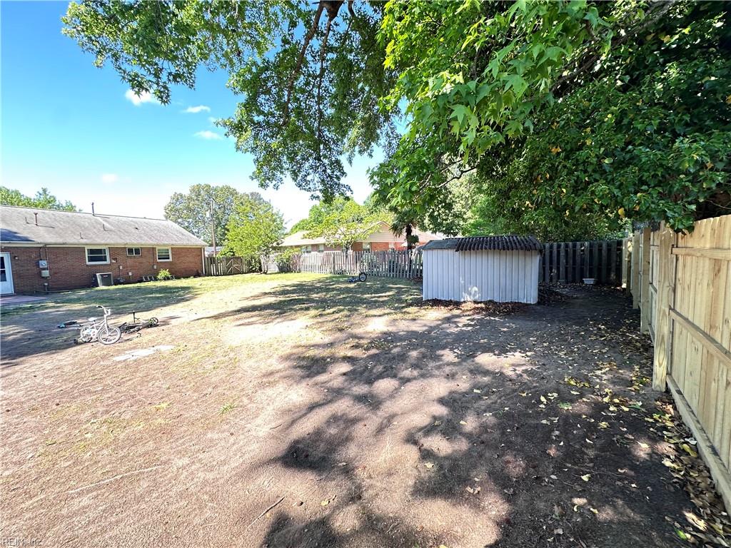 4636 Mallard Crescent