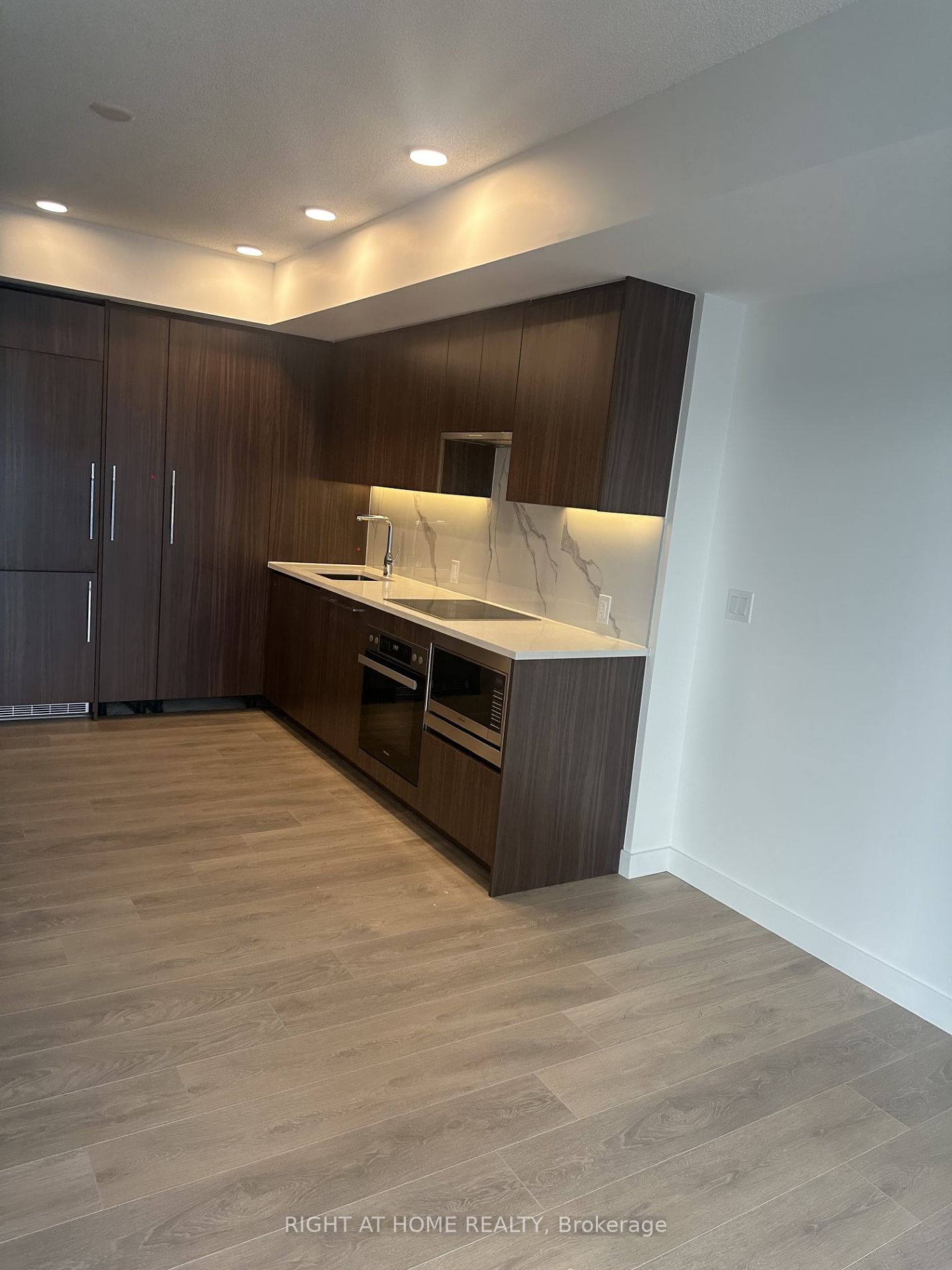 38 Widmer St 4006
