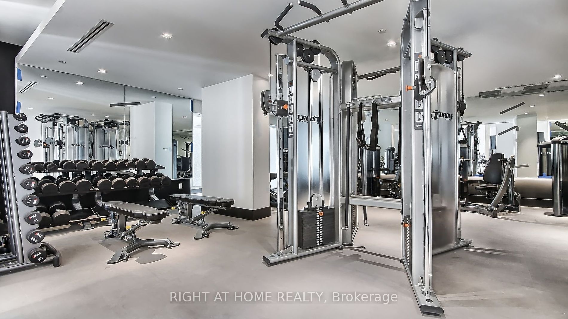 2916 Highway 7 Rd 1308