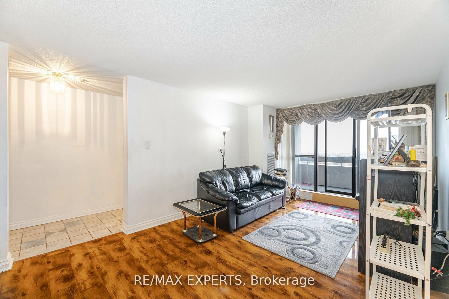 25 Kensington Rd 1407