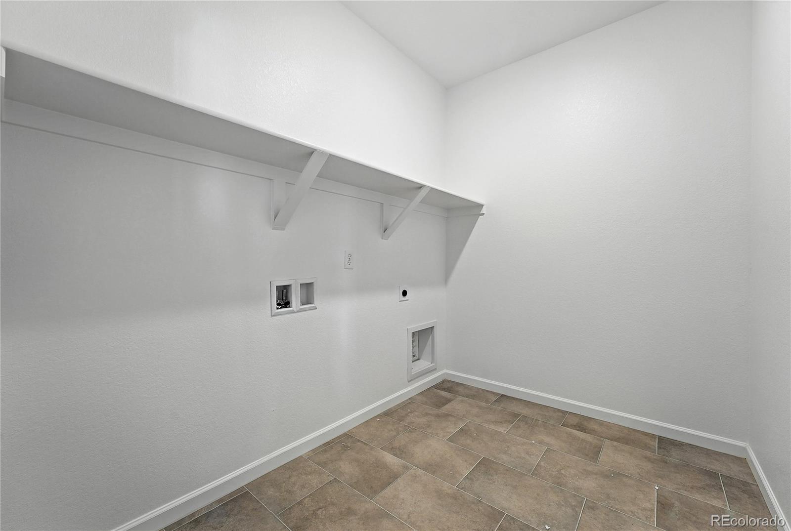 3411 N Denali Street