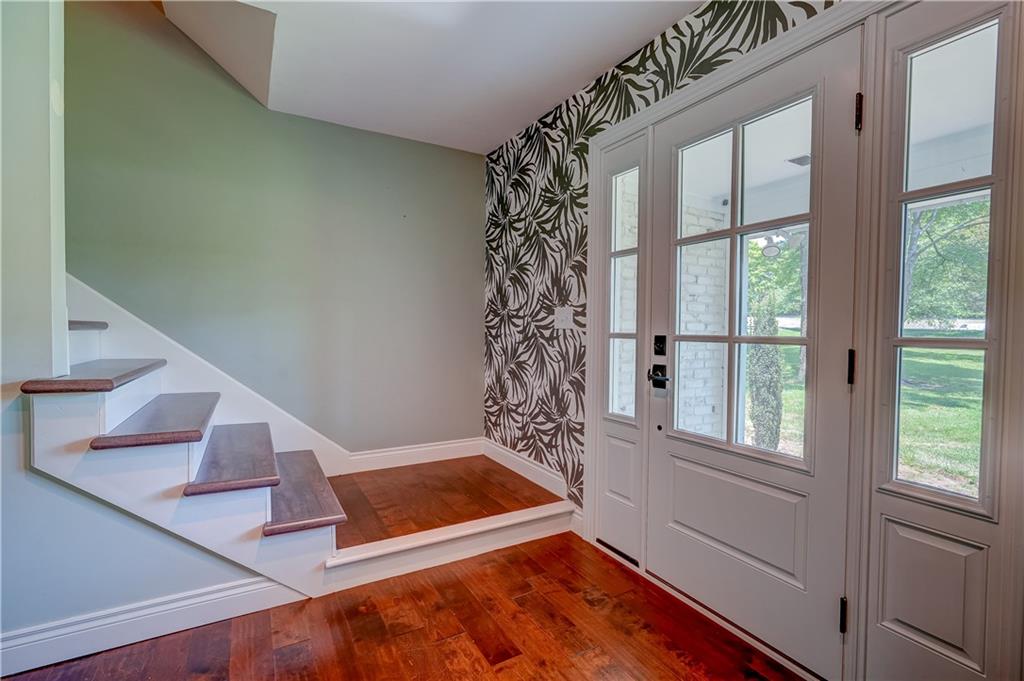 6830 NW Prairie View Road