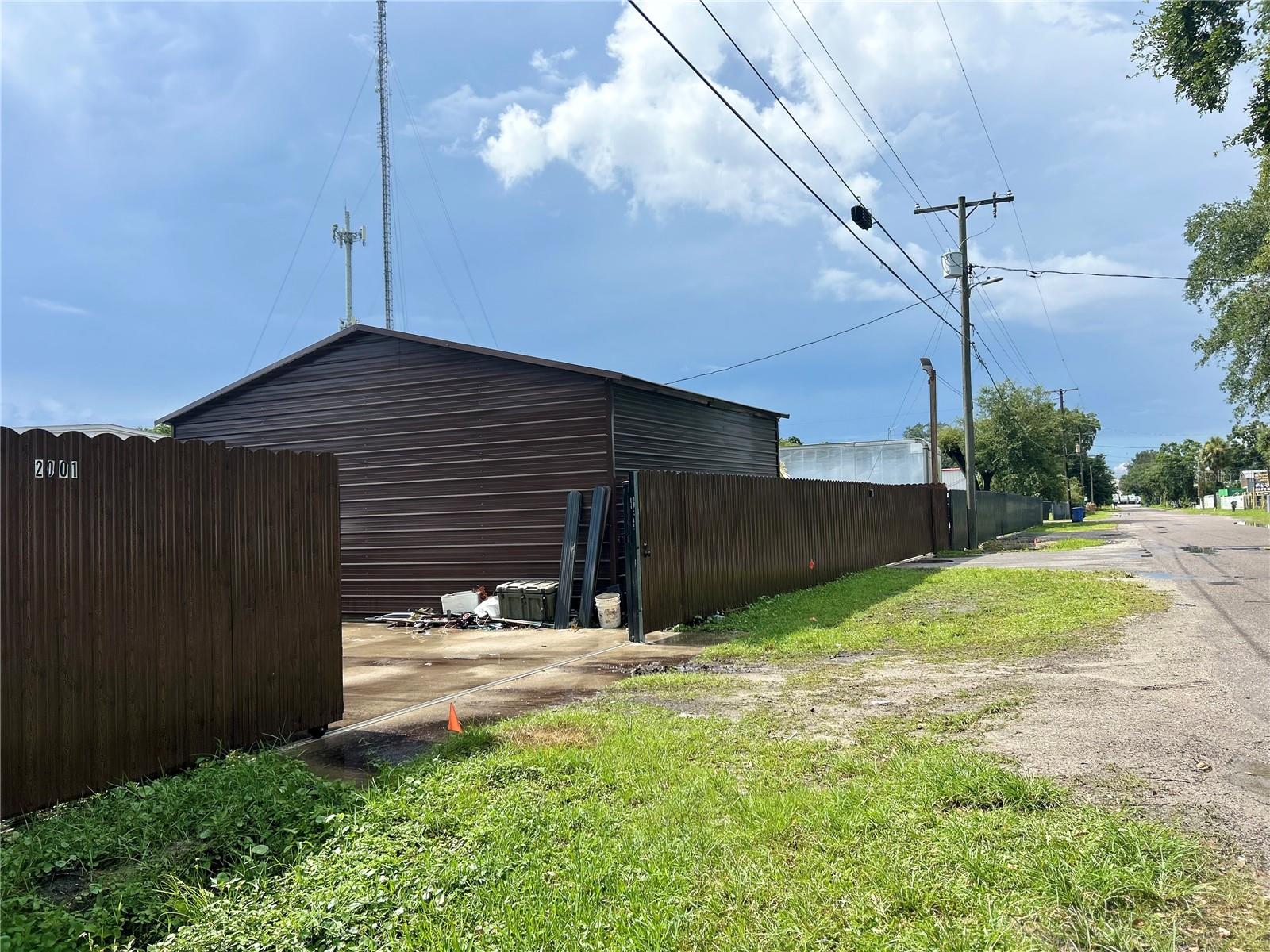 Endless possibilities, in this Manufacturing-M zoning! Exceptional investment opportunity in Tampa.  The property has two bedroom, one bathroom and detached double garage. Parking for trucks and more. Located in the Port of Tampa area.