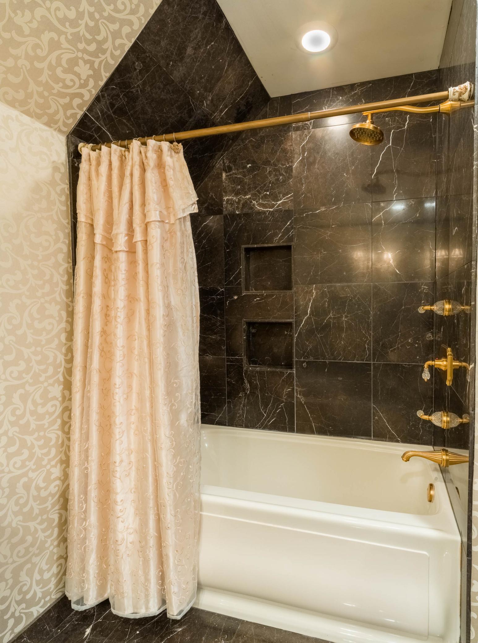 3801 Lyndale Avenue S