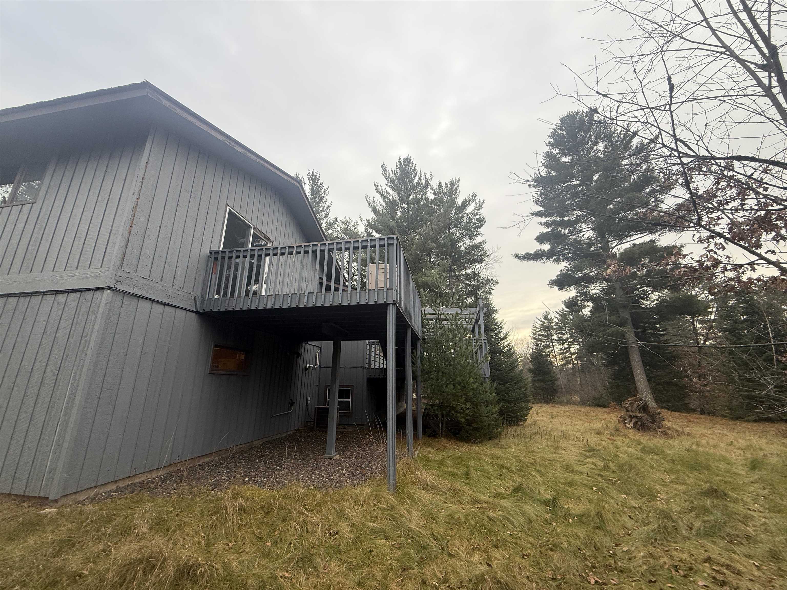 10725 N Namekagon Lane
