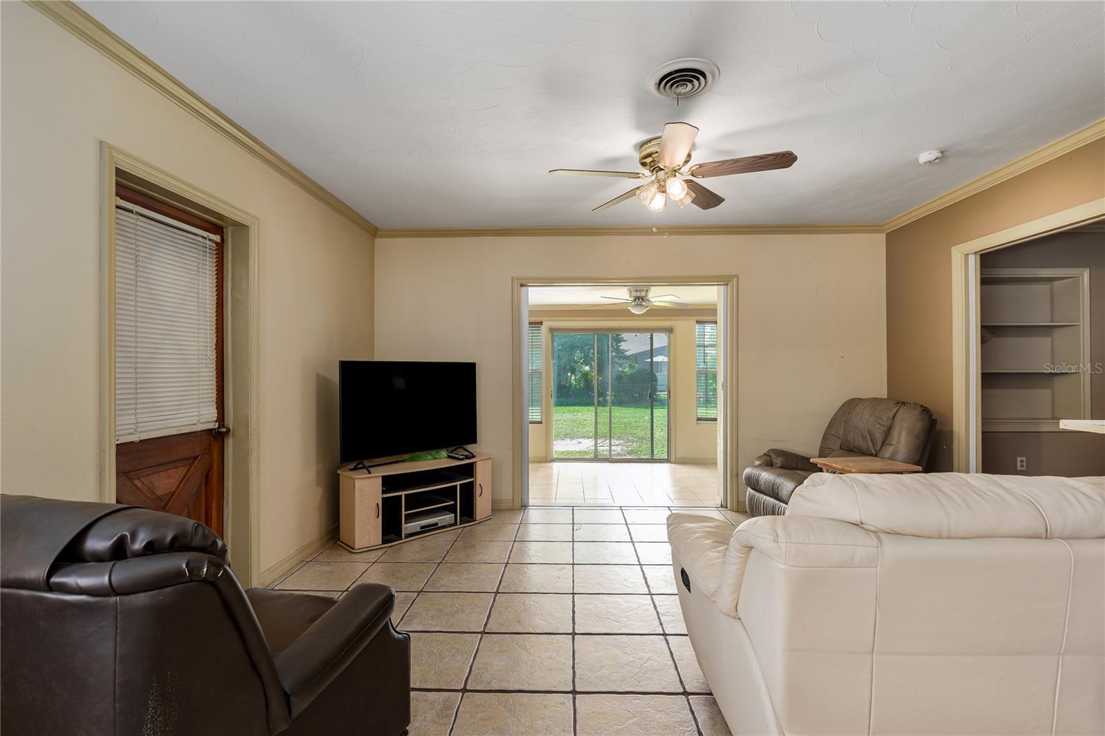 2605 27th Avenue Drive W